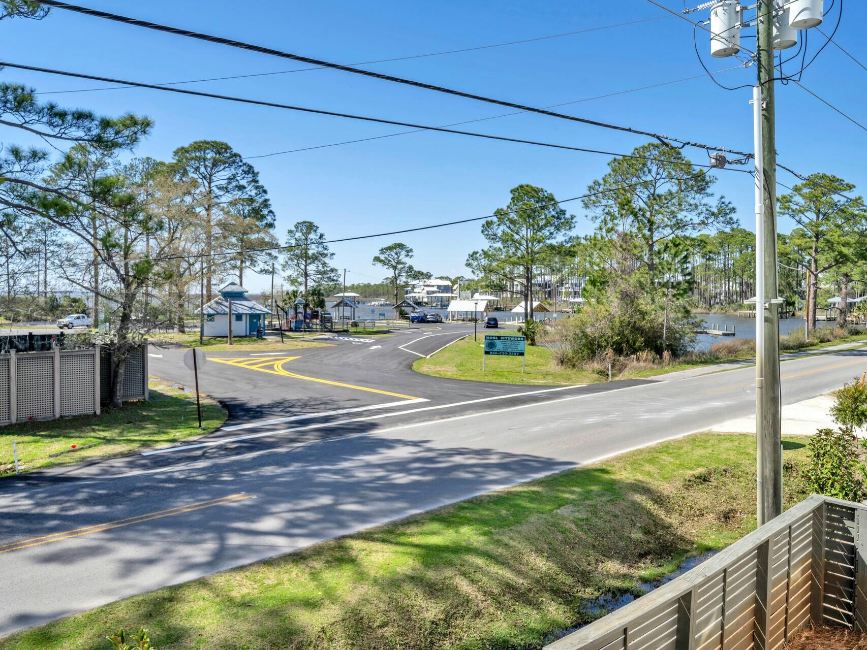 CESSNA VILLAGE - Residential