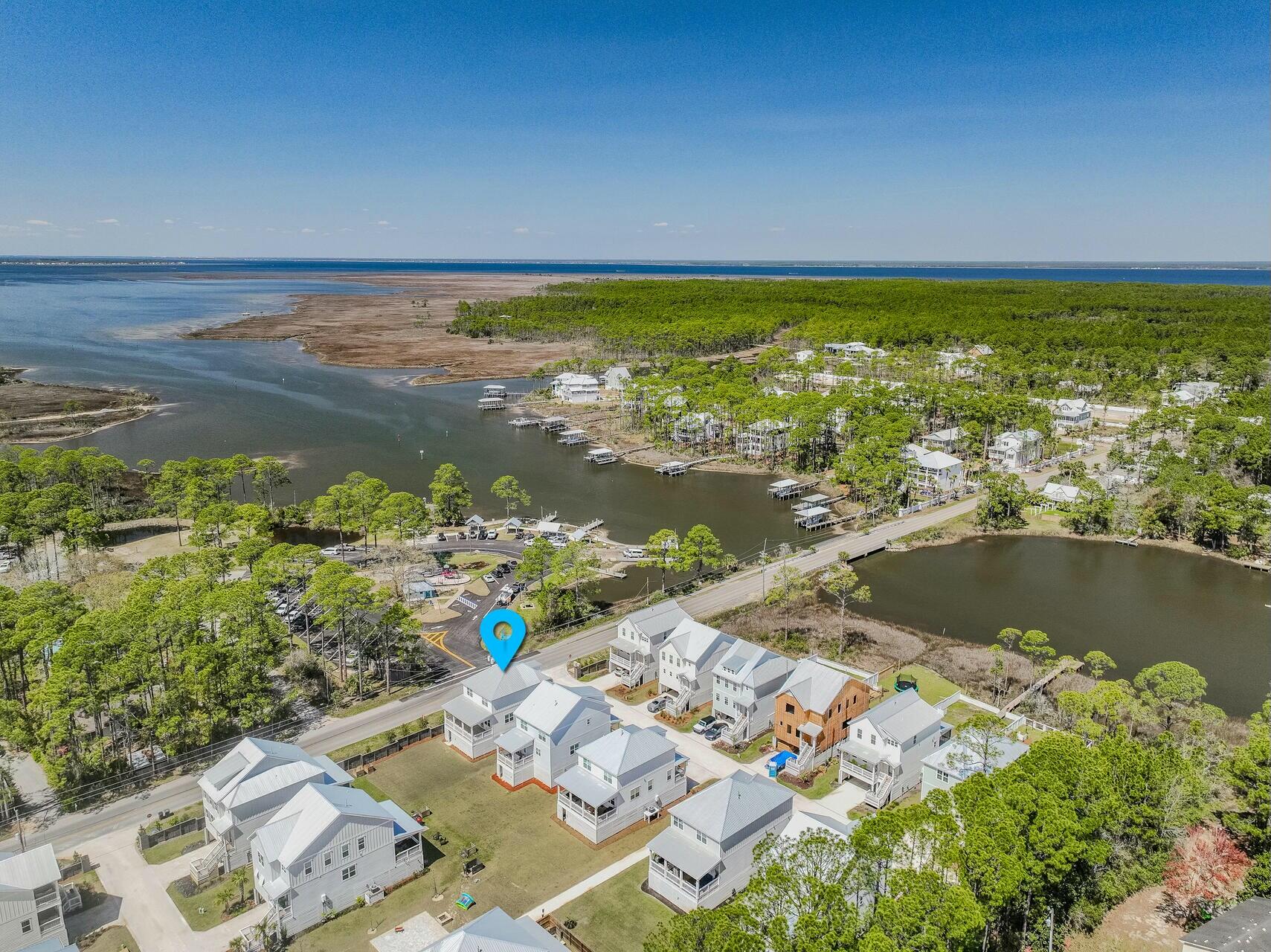 CESSNA VILLAGE - Residential