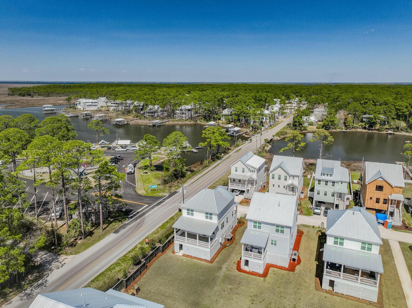 CESSNA VILLAGE - Residential