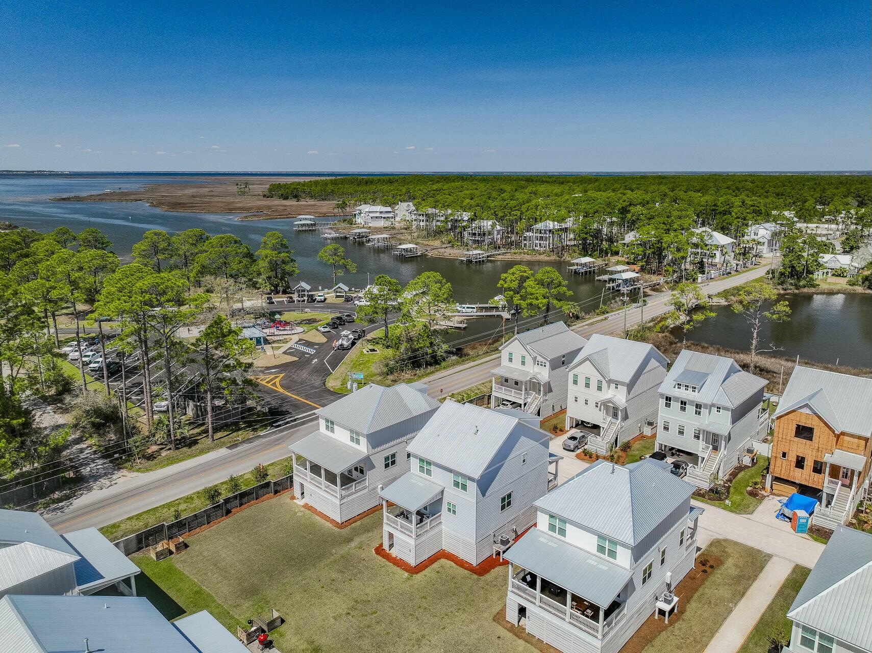 CESSNA VILLAGE - Residential