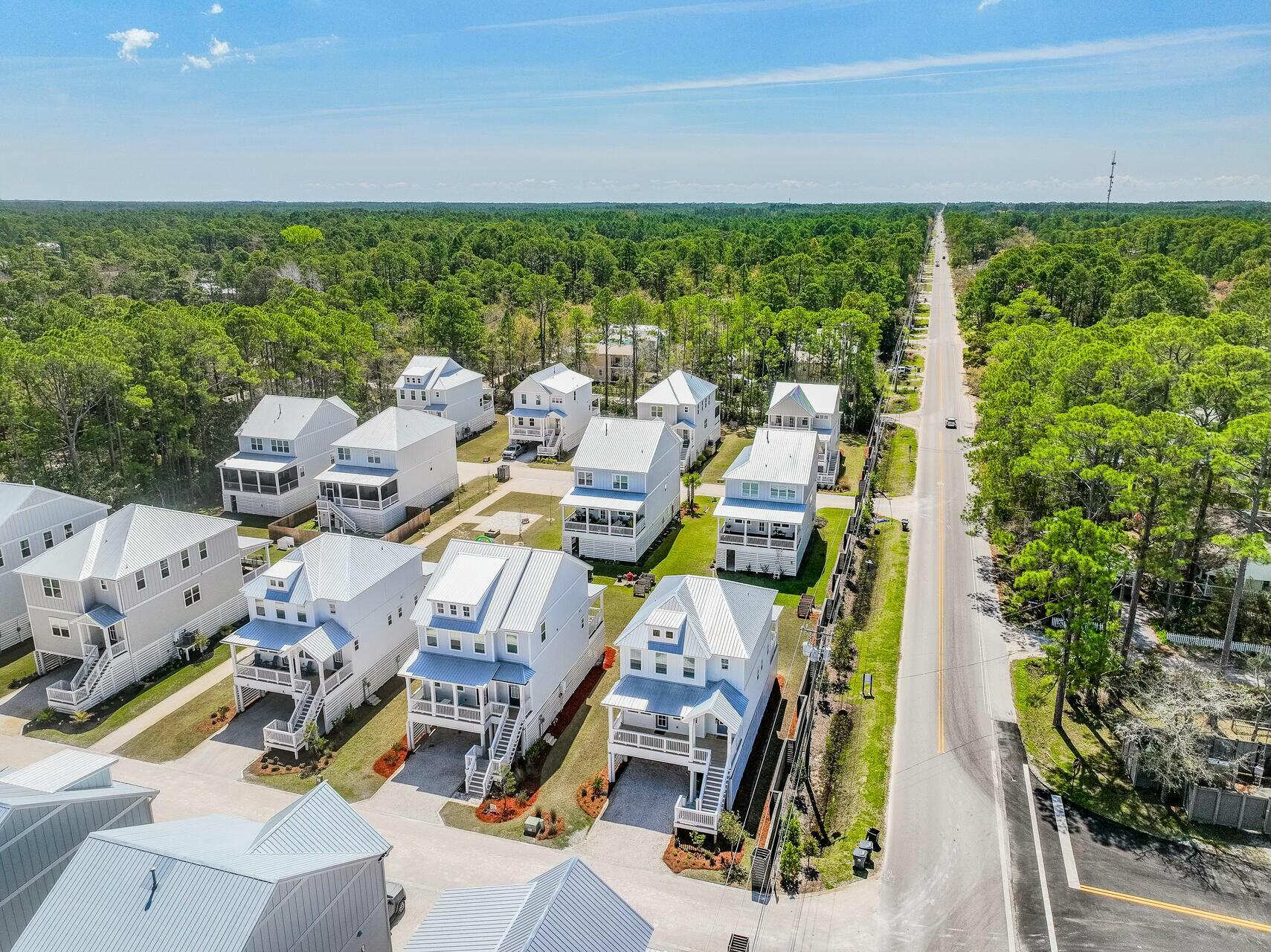 CESSNA VILLAGE - Residential