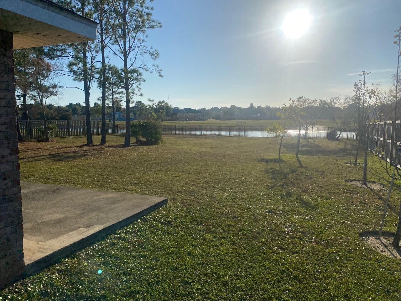 DRIFTWOOD ESTATES - Residential Lease