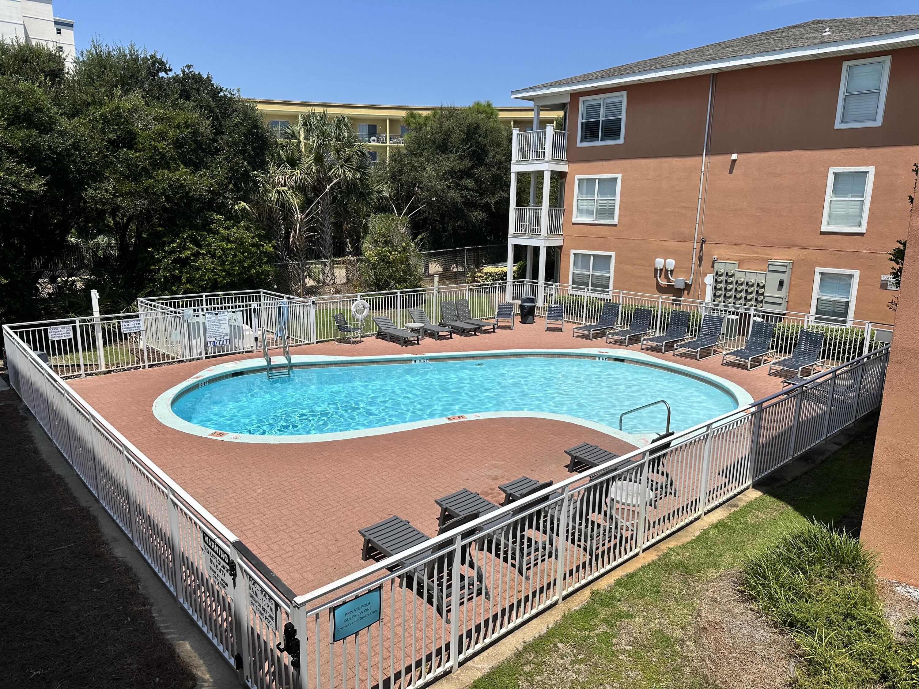 GULFVIEW CONDO PH 1 - Residential