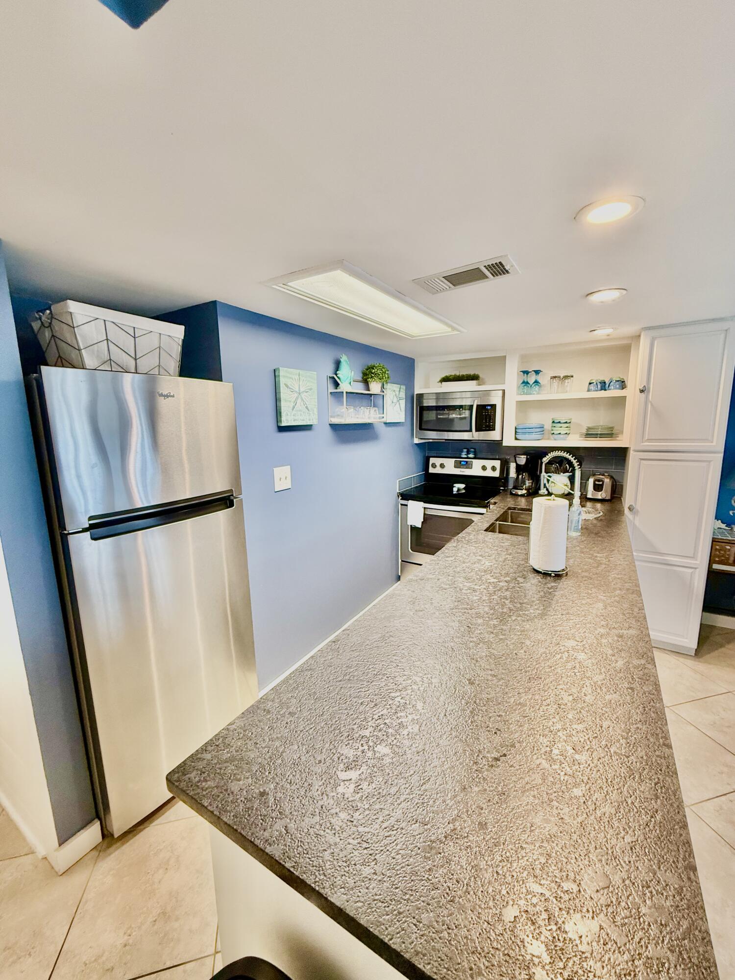 GULFVIEW CONDO PH 1 - Residential