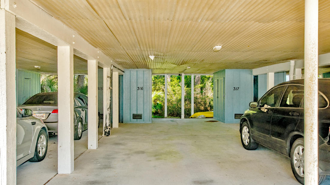 PIRATES COVE INLET CONDO - Residential