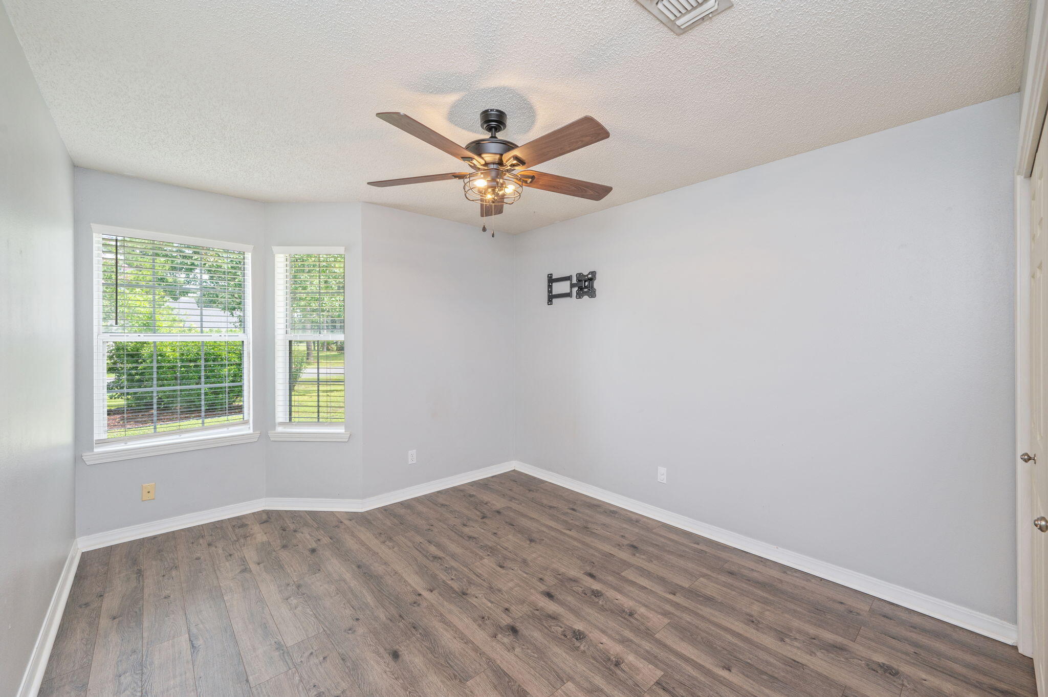 HOLLEY BY THE SEA - Residential Lease