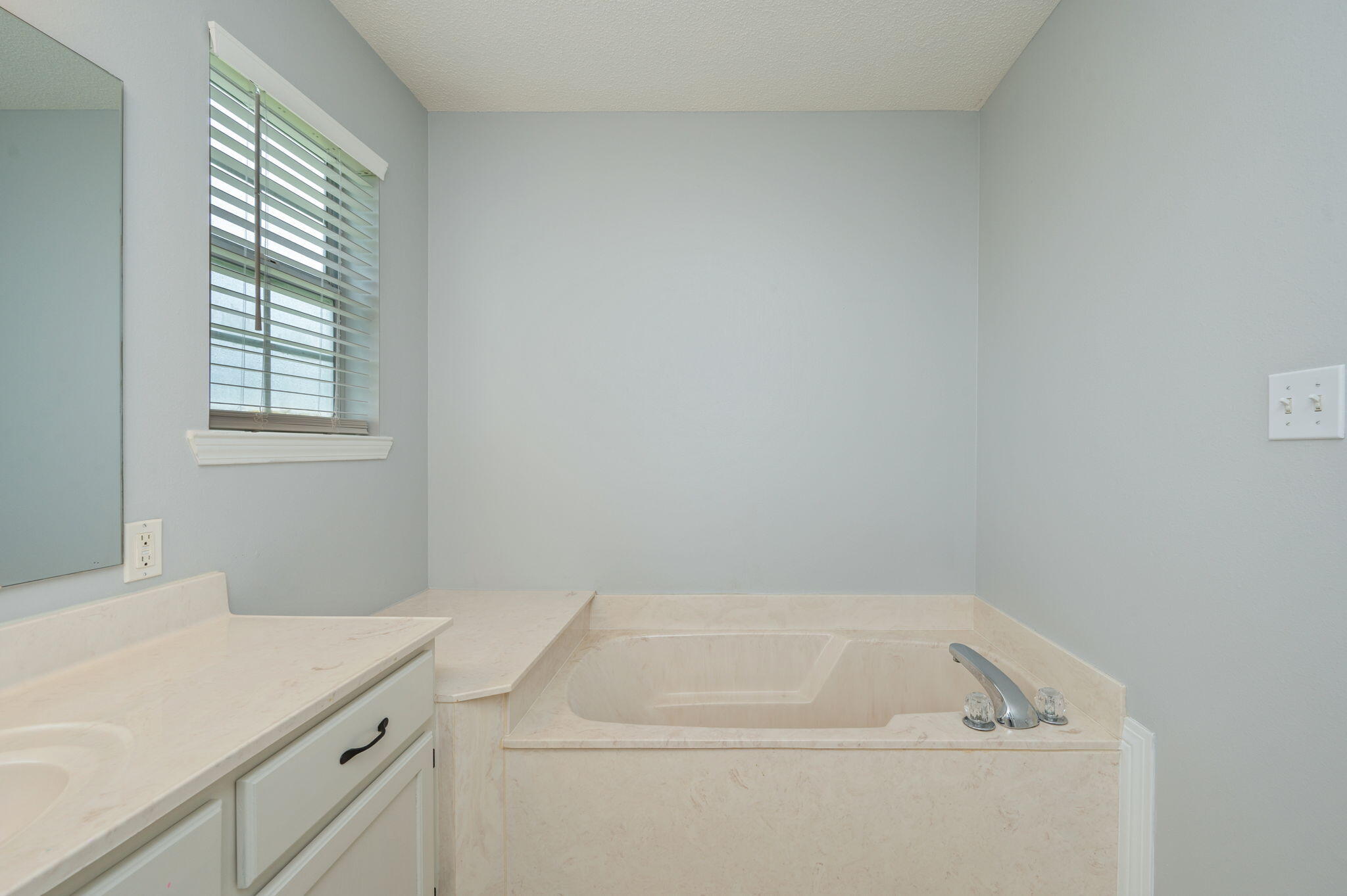 HOLLEY BY THE SEA - Residential Lease