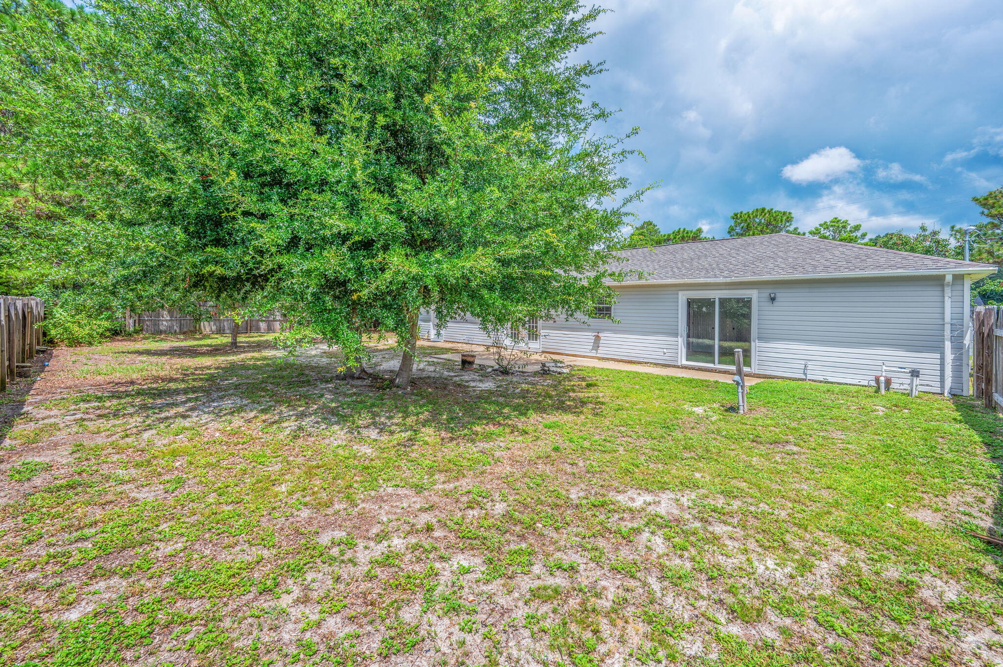 HOLLEY BY THE SEA - Residential Lease