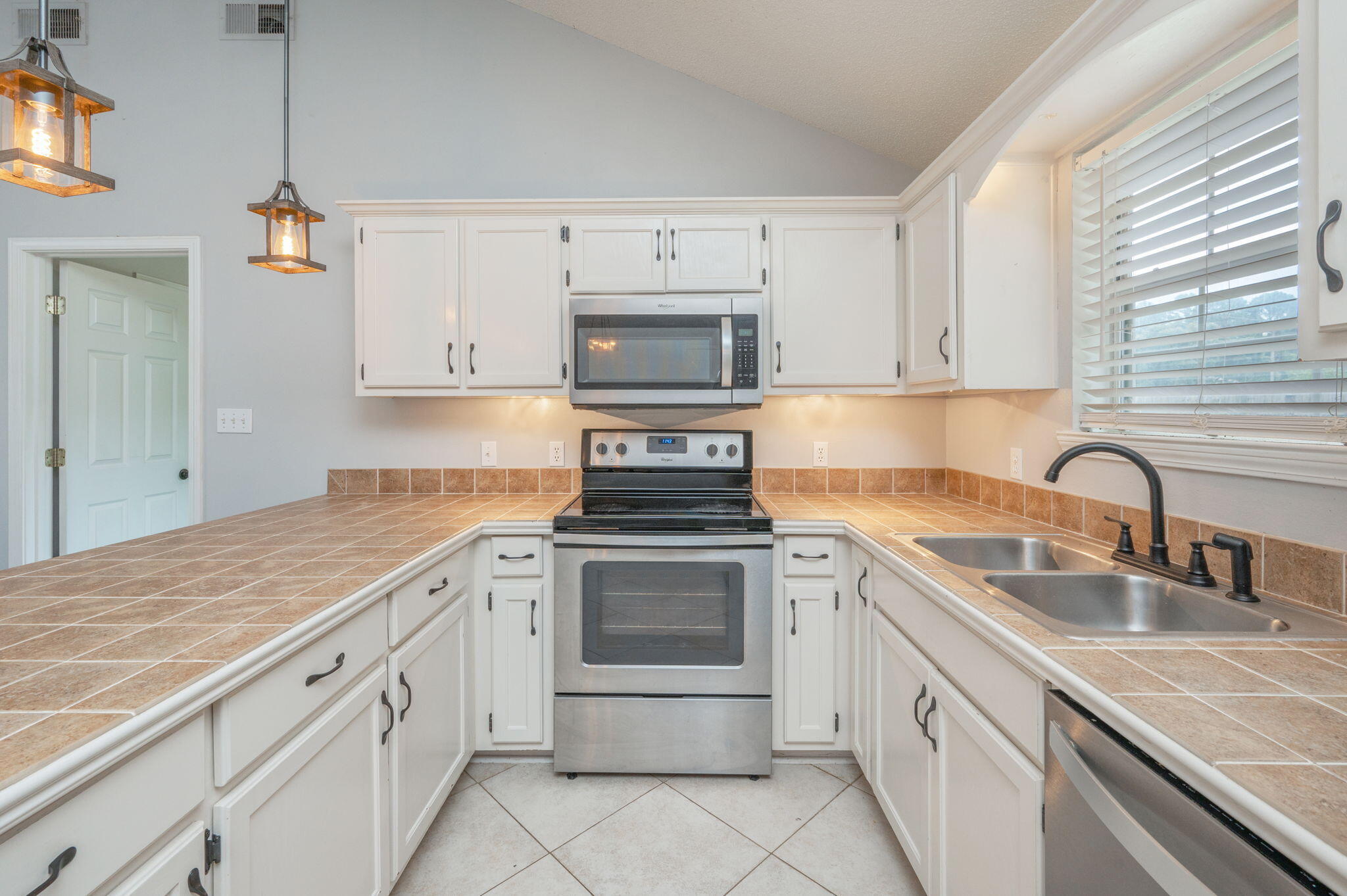 HOLLEY BY THE SEA - Residential Lease