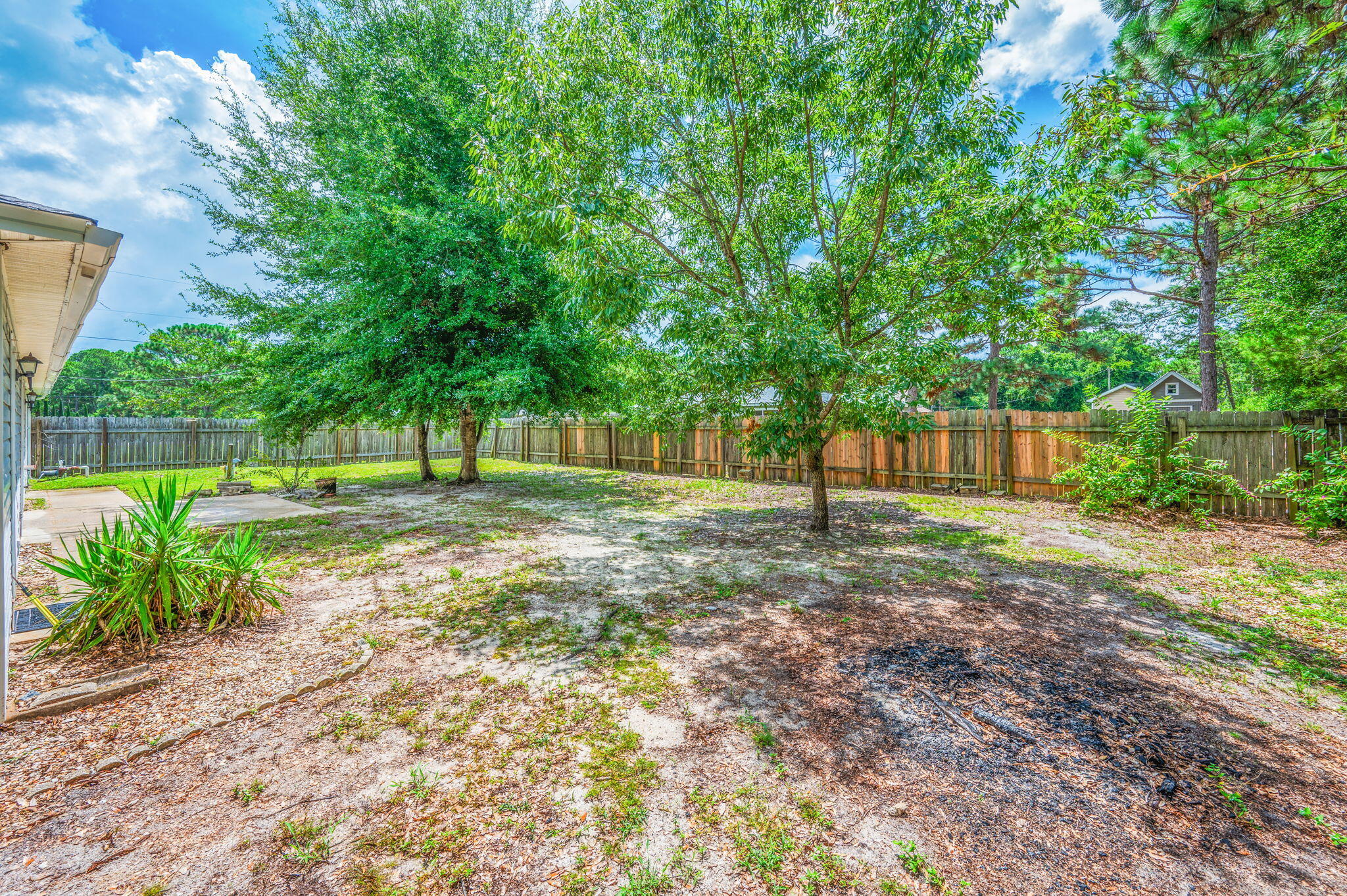 HOLLEY BY THE SEA - Residential Lease