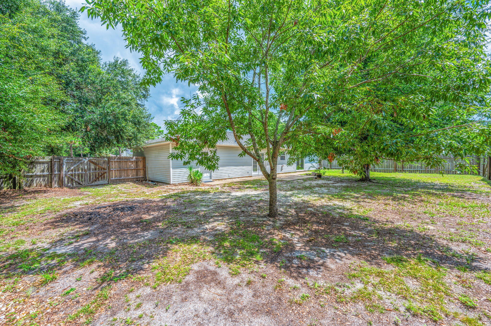 HOLLEY BY THE SEA - Residential Lease