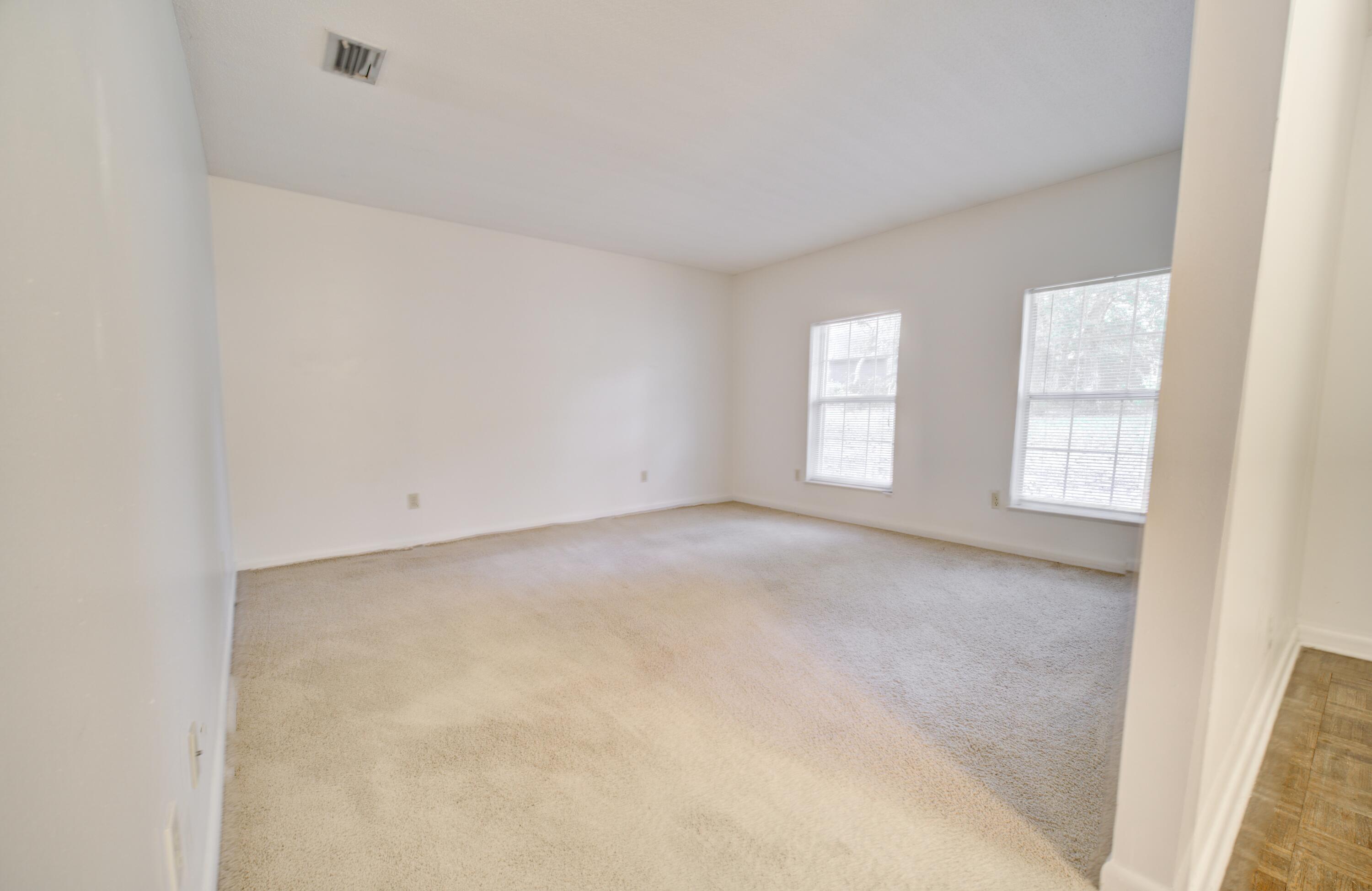 LAKE SHARON ESTATES - Residential