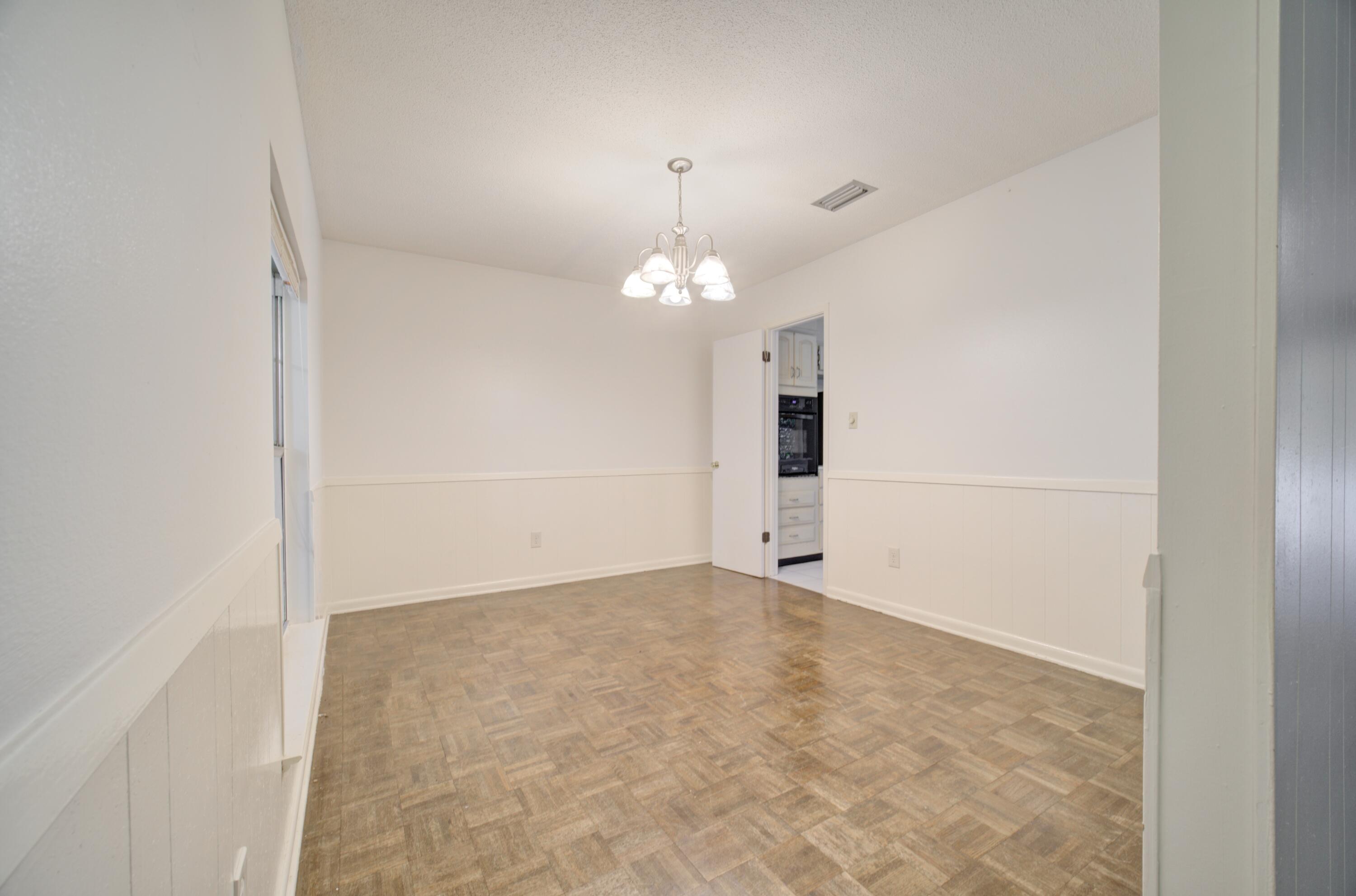 LAKE SHARON ESTATES - Residential