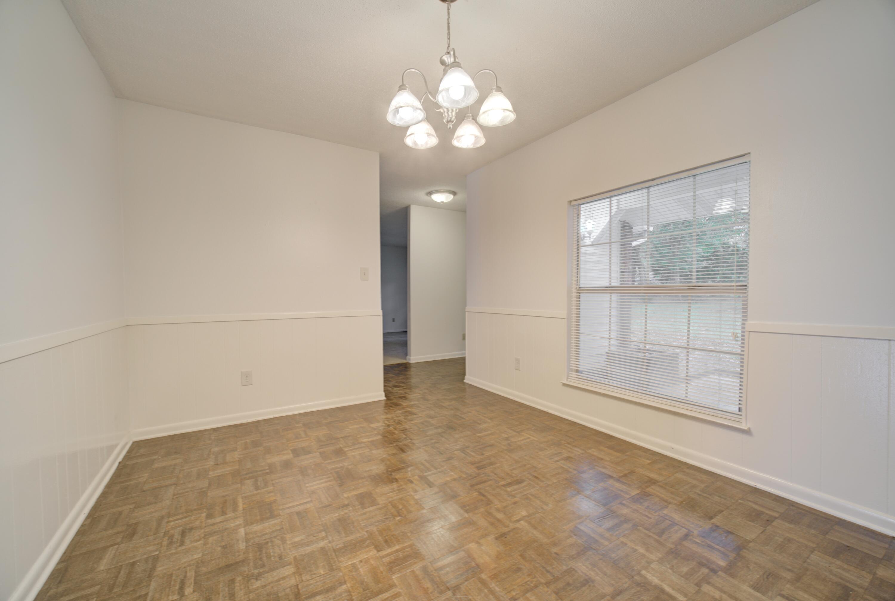 LAKE SHARON ESTATES - Residential