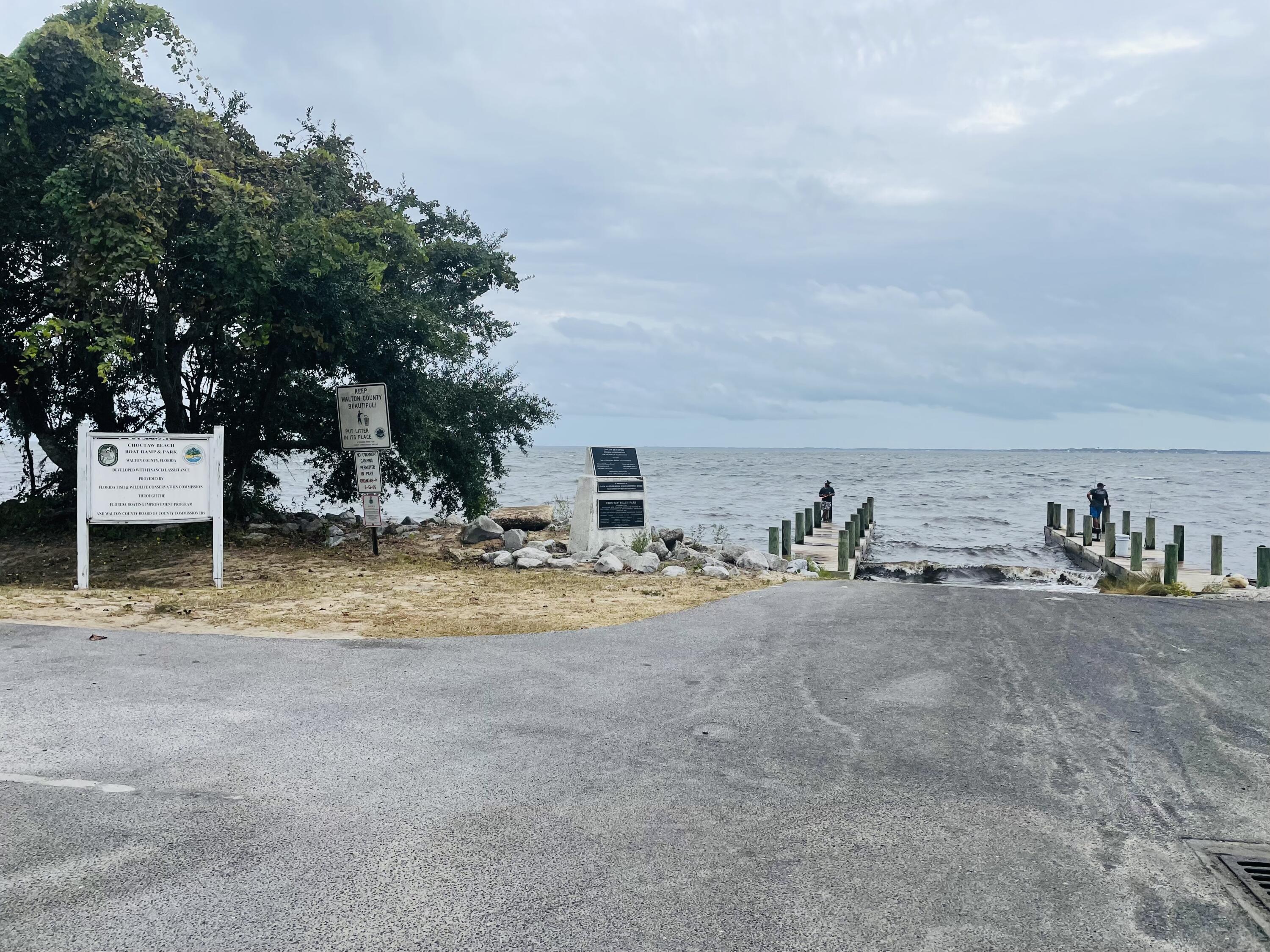 LAKE SHARON ESTATES - Residential