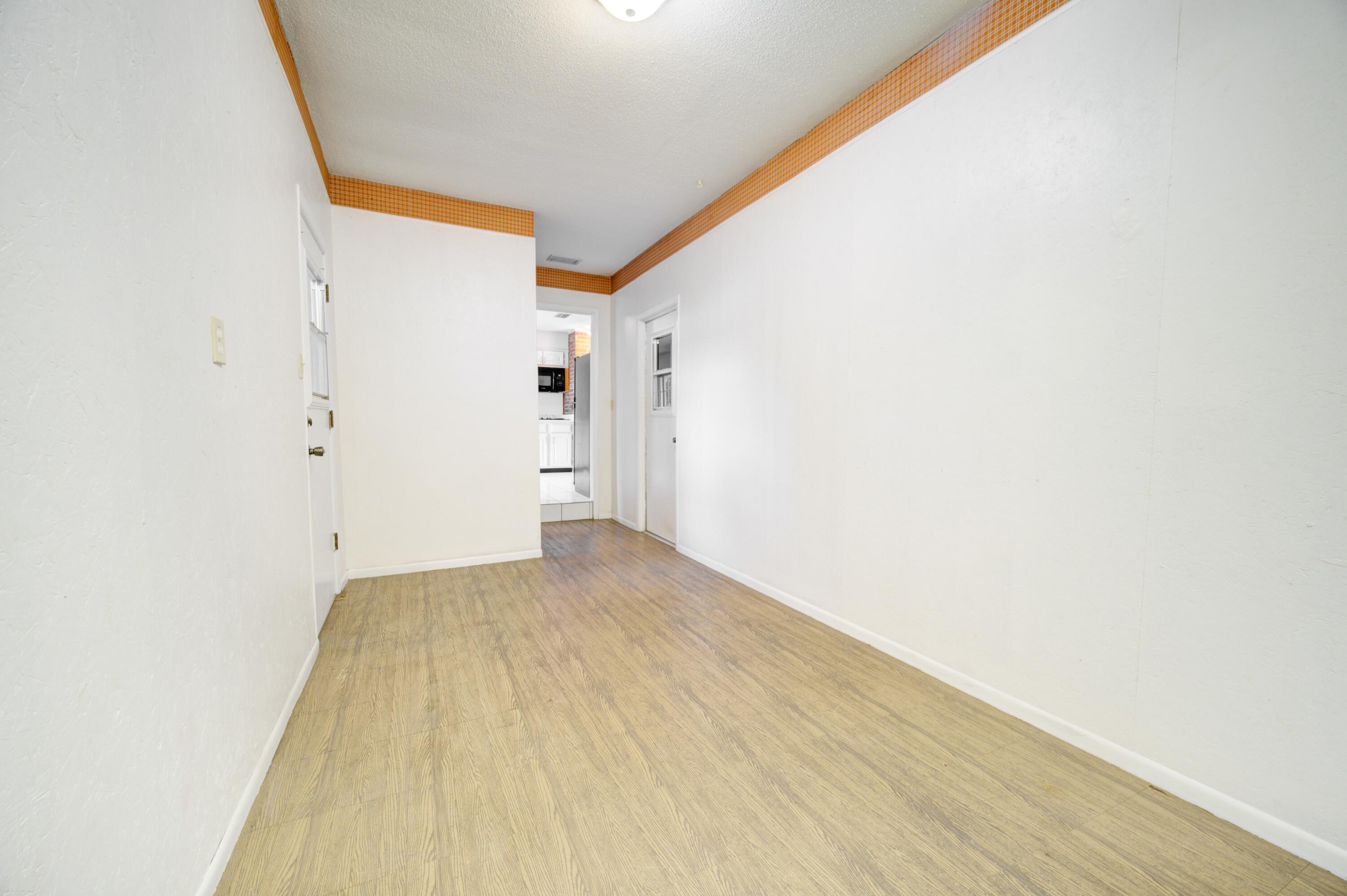 LAKE SHARON ESTATES - Residential