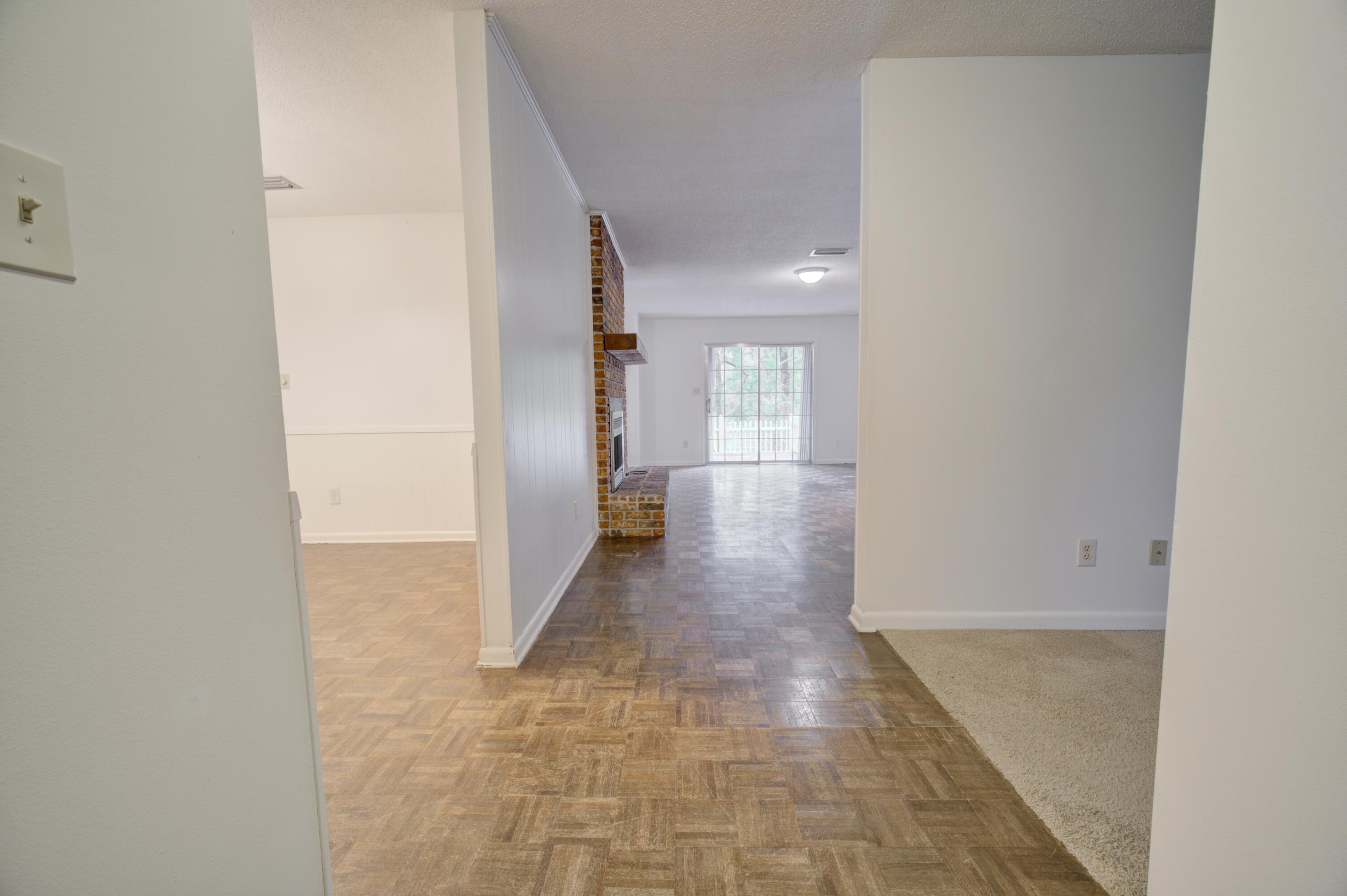 LAKE SHARON ESTATES - Residential