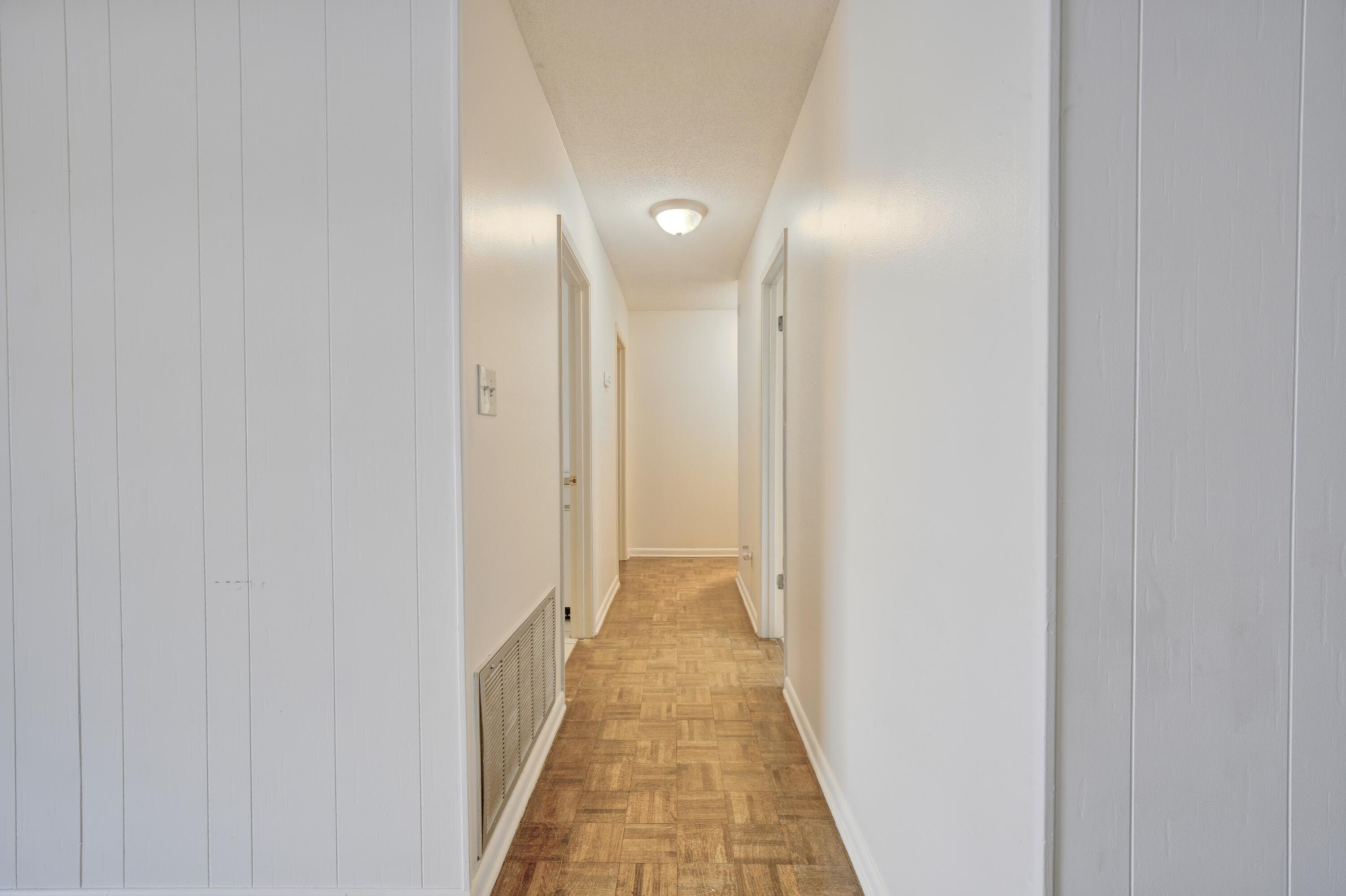 LAKE SHARON ESTATES - Residential