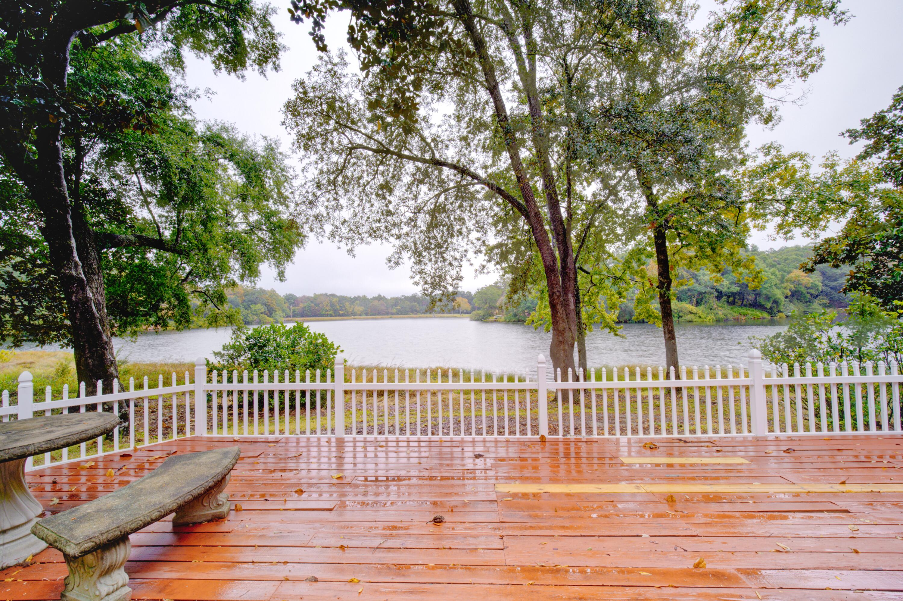 LAKE SHARON ESTATES - Residential