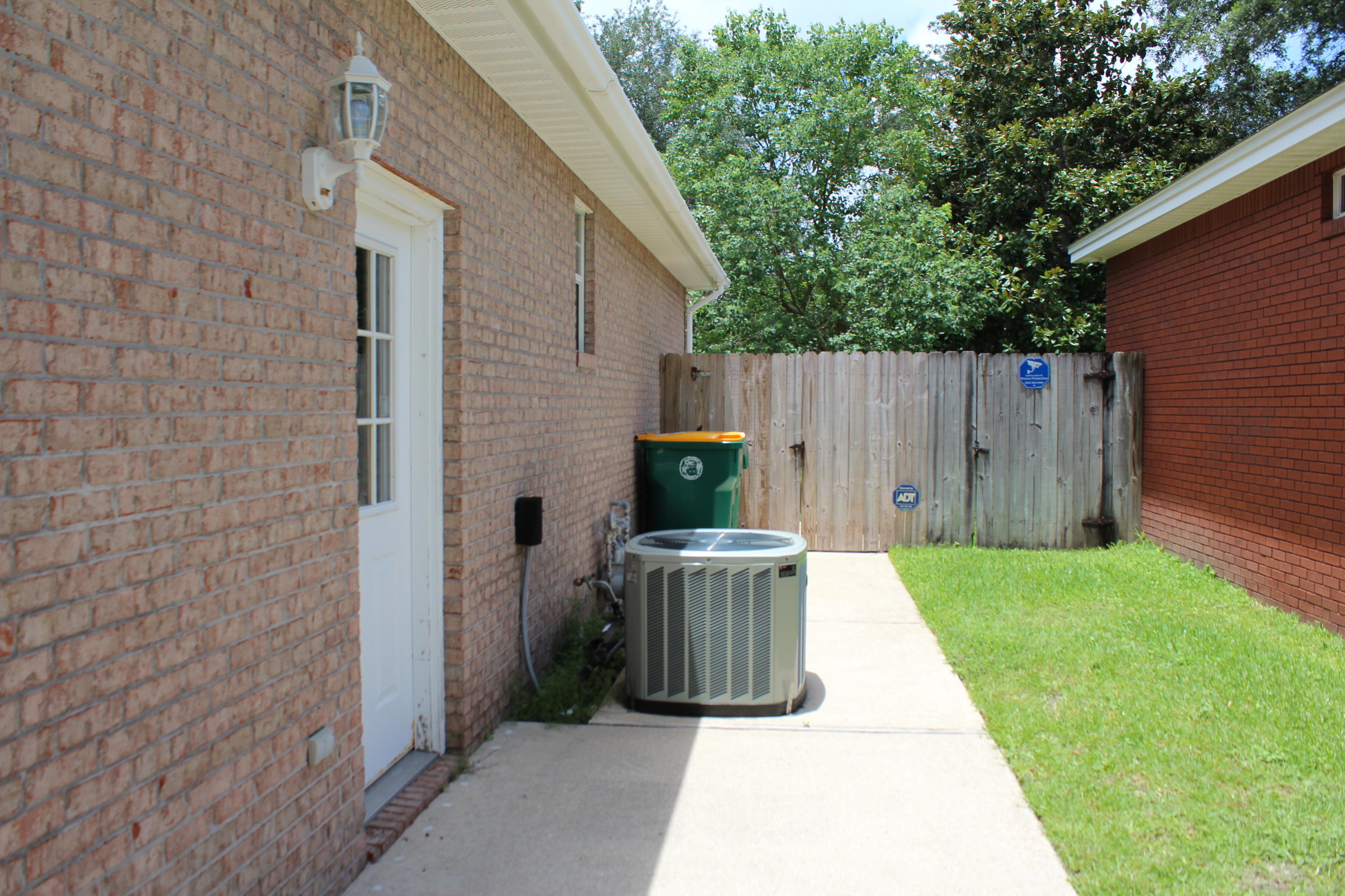 MAGNOLIA FOREST S/D - Residential