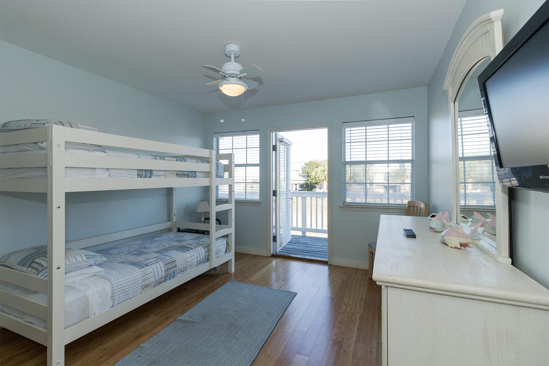 MAINSAIL THE COTTAGES AT - Residential