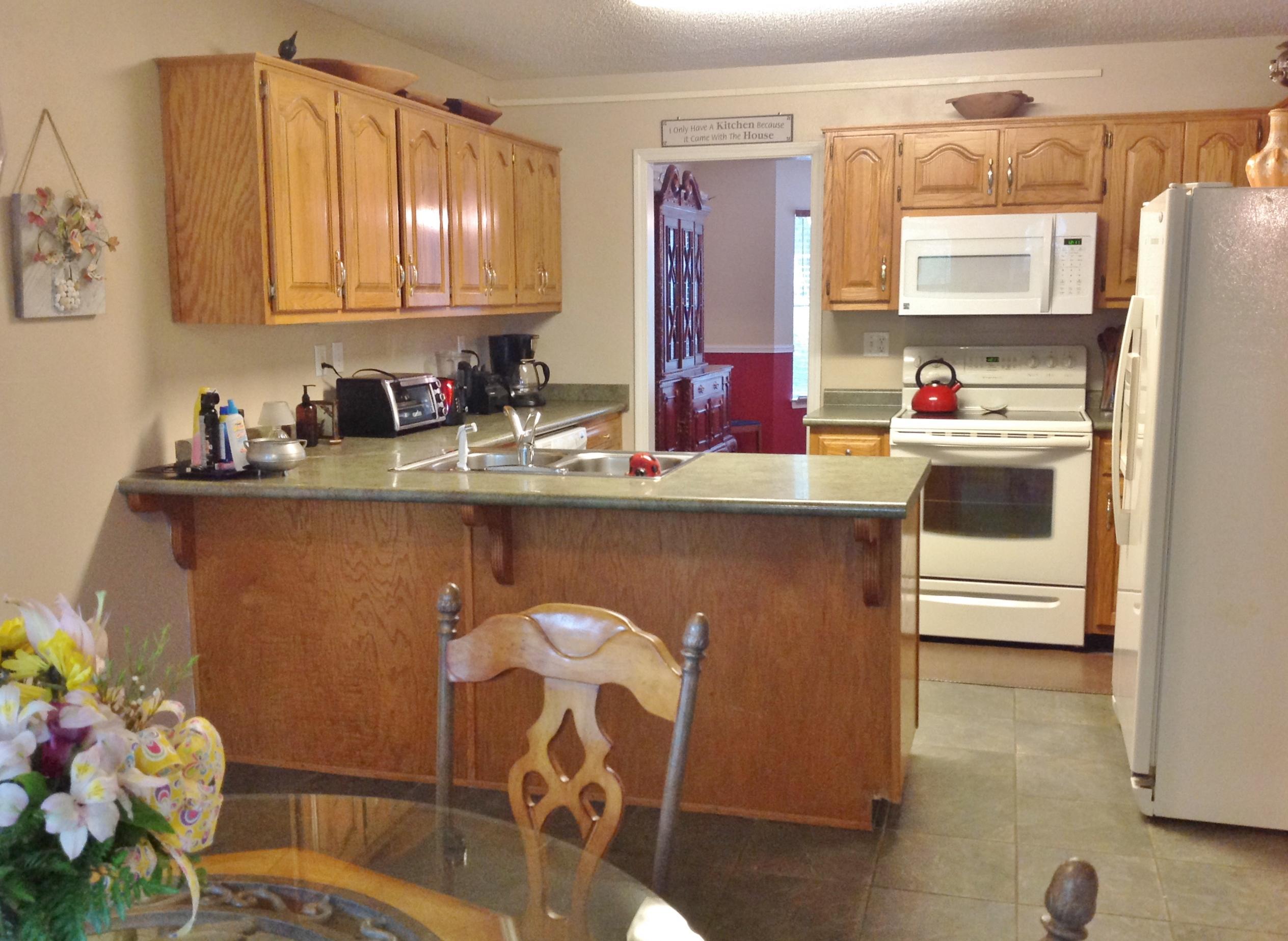 COUNTRYVIEW OAKS - Residential