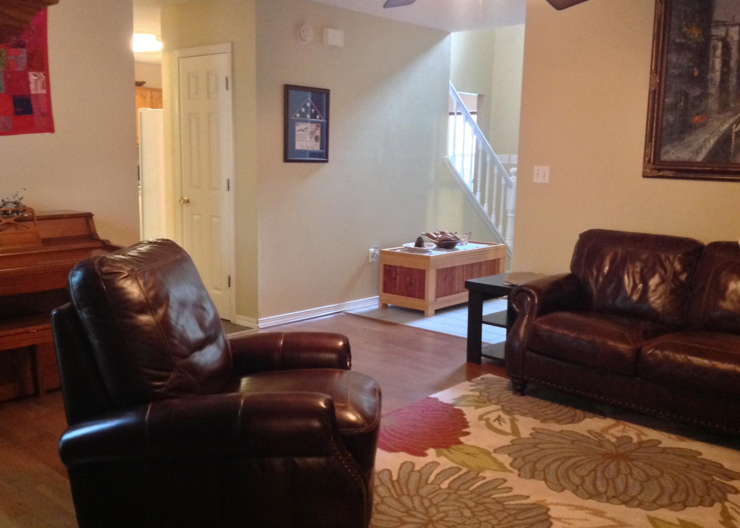 COUNTRYVIEW OAKS - Residential