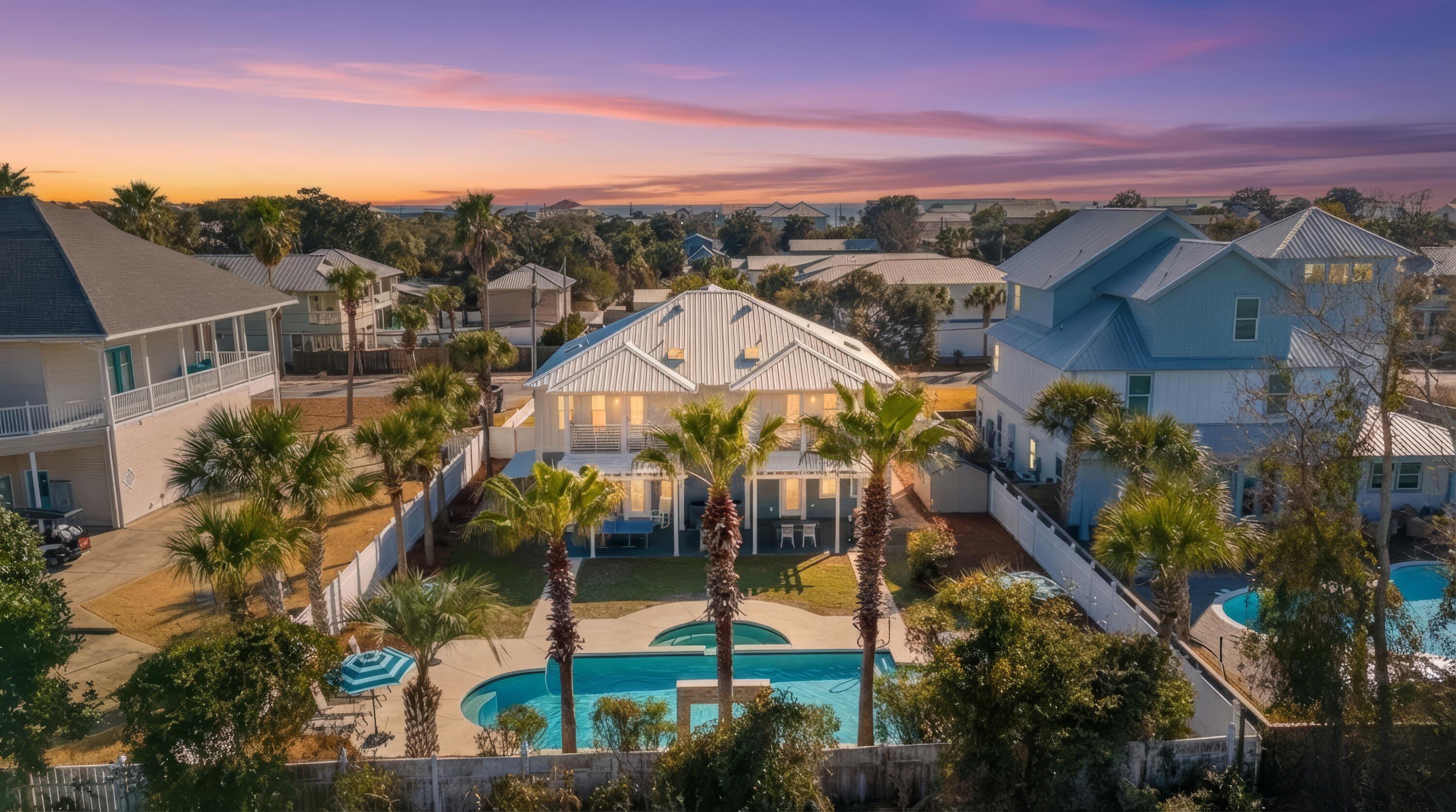 CRYSTAL BEACH - Residential