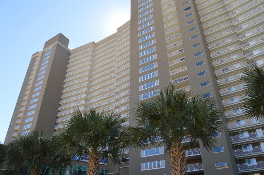 EMERALD BEACH PH 1 - Residential