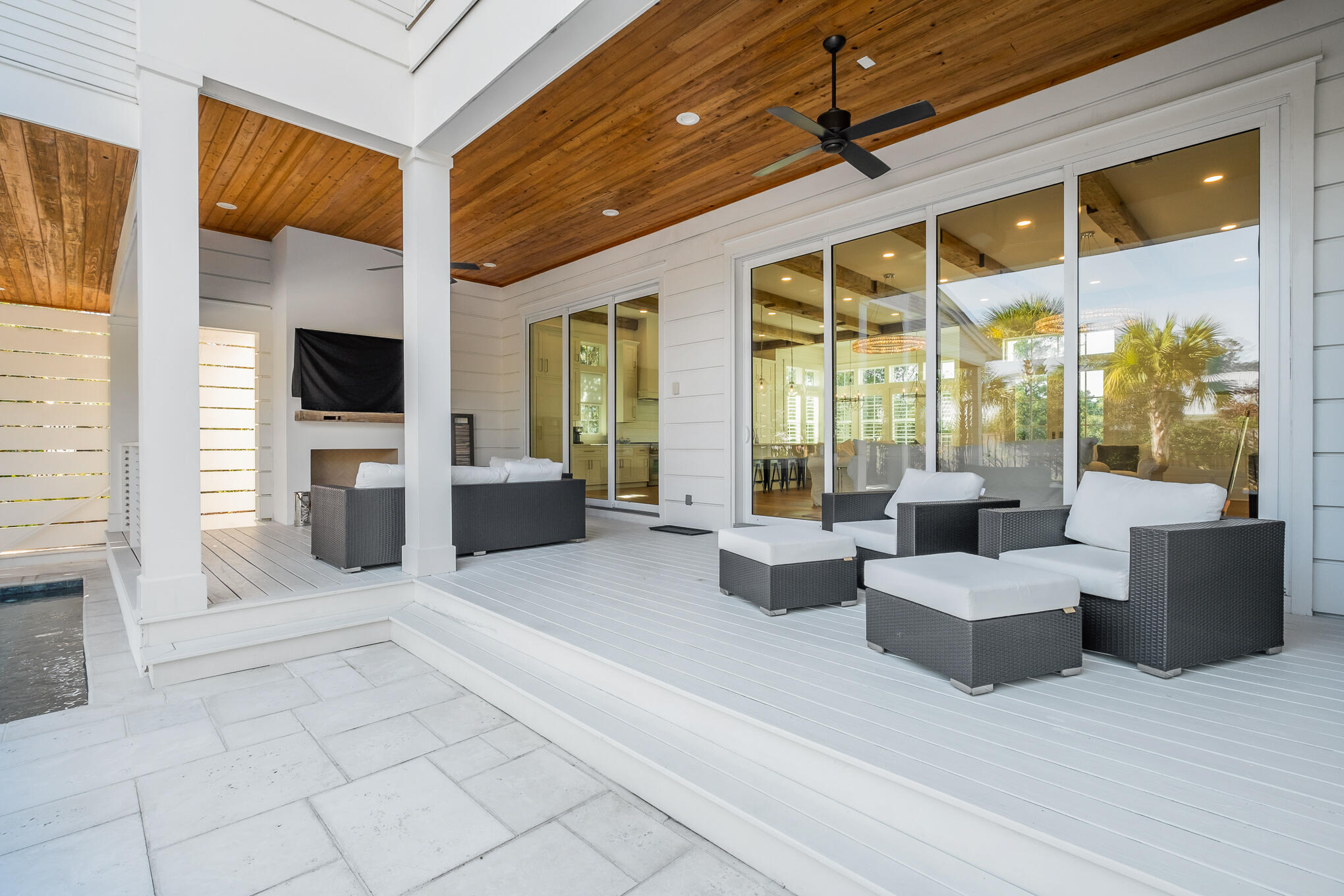 BLUE MOUNTAIN BEACH - Residential