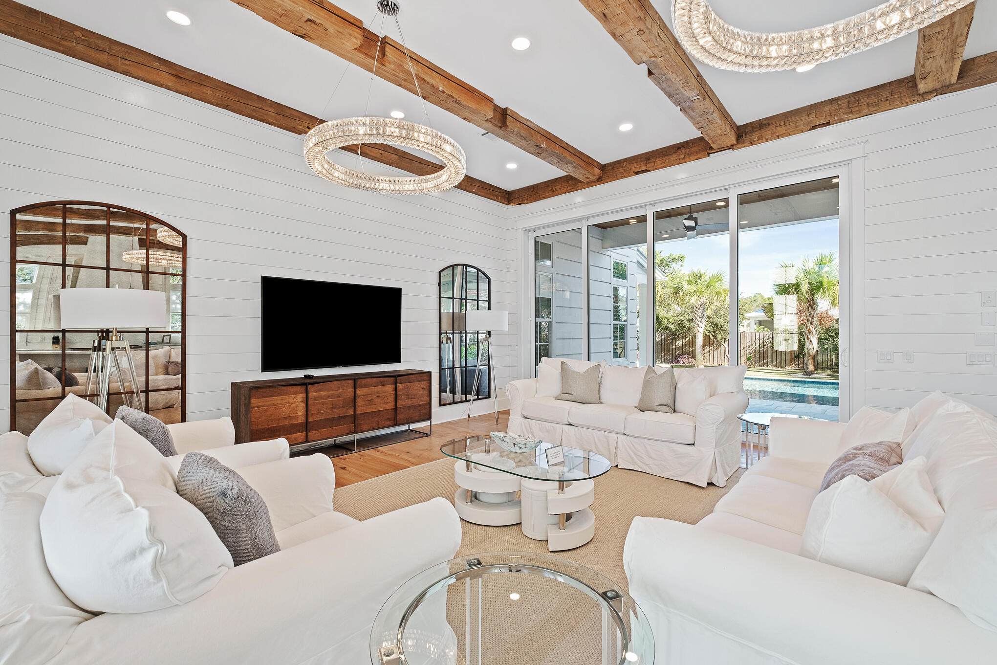 BLUE MOUNTAIN BEACH - Residential
