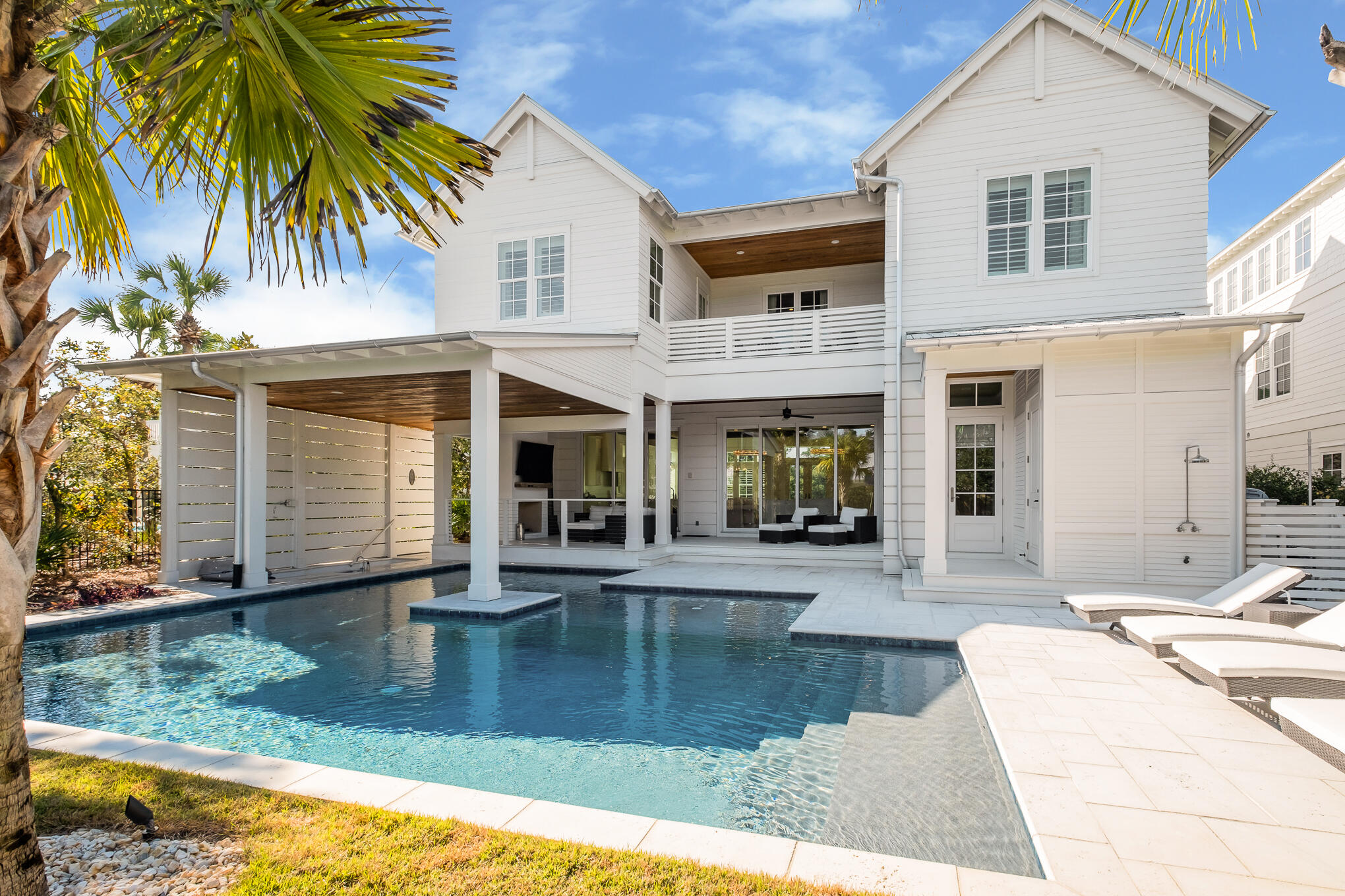 BLUE MOUNTAIN BEACH - Residential