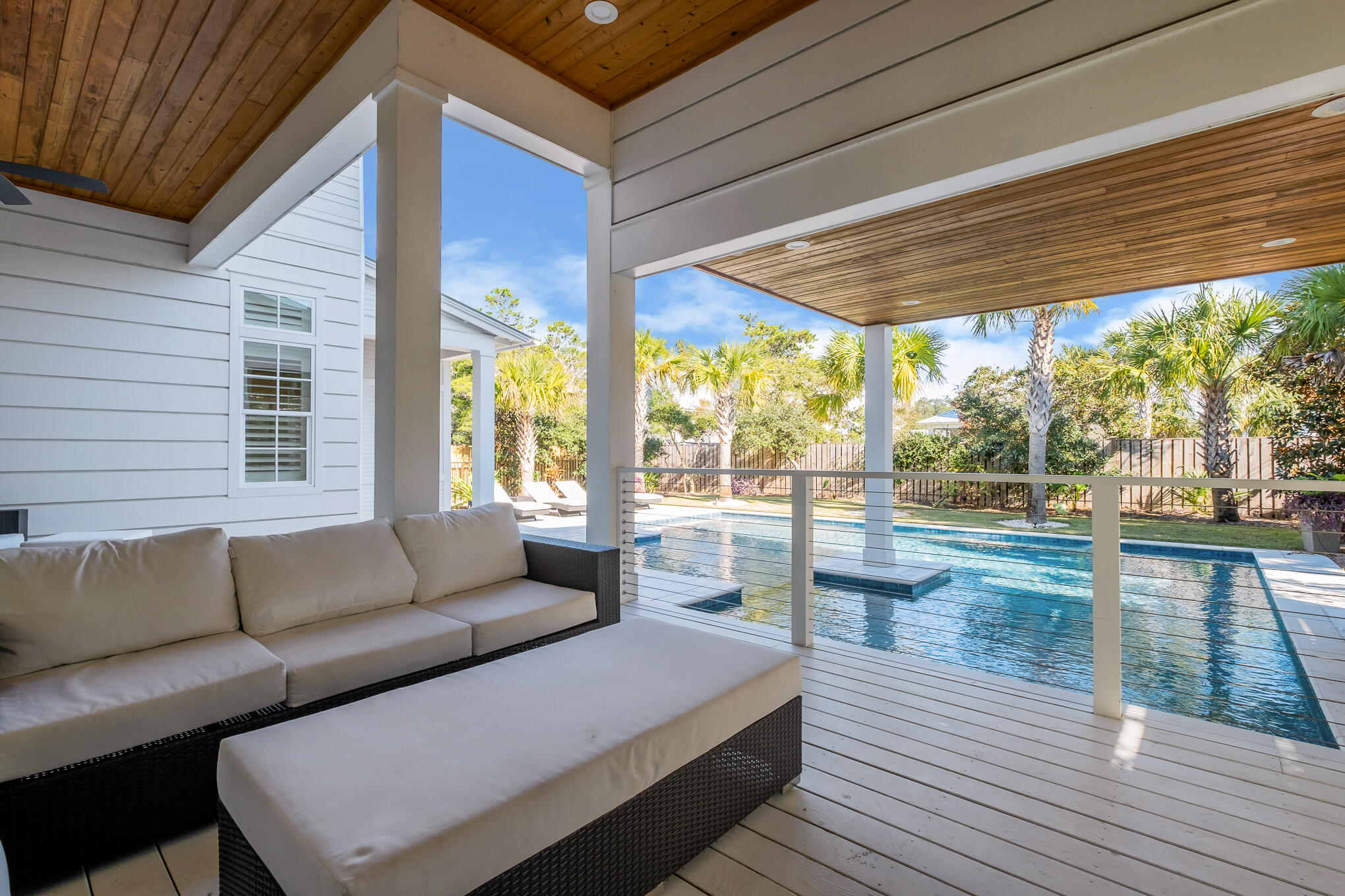 BLUE MOUNTAIN BEACH - Residential