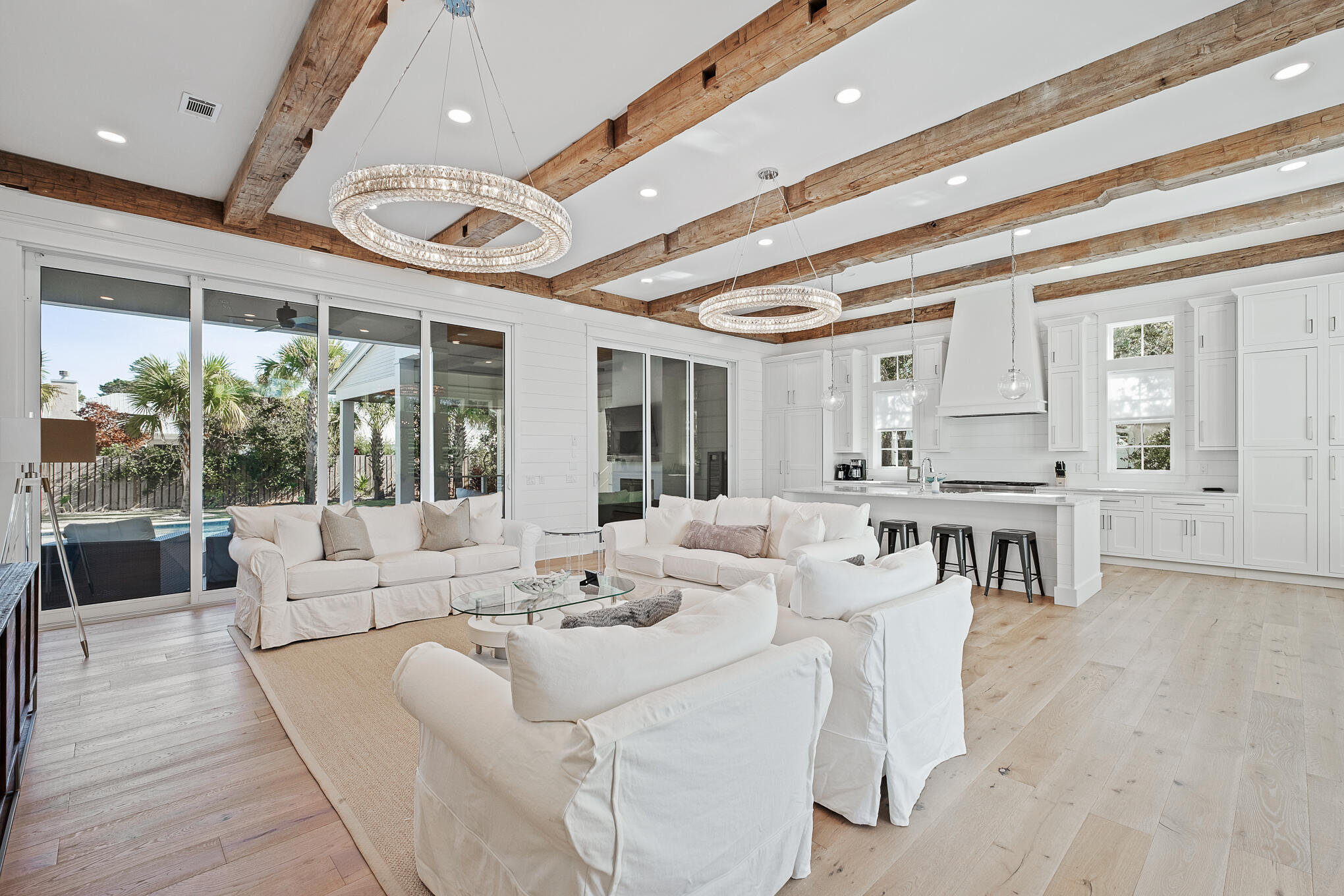 BLUE MOUNTAIN BEACH - Residential