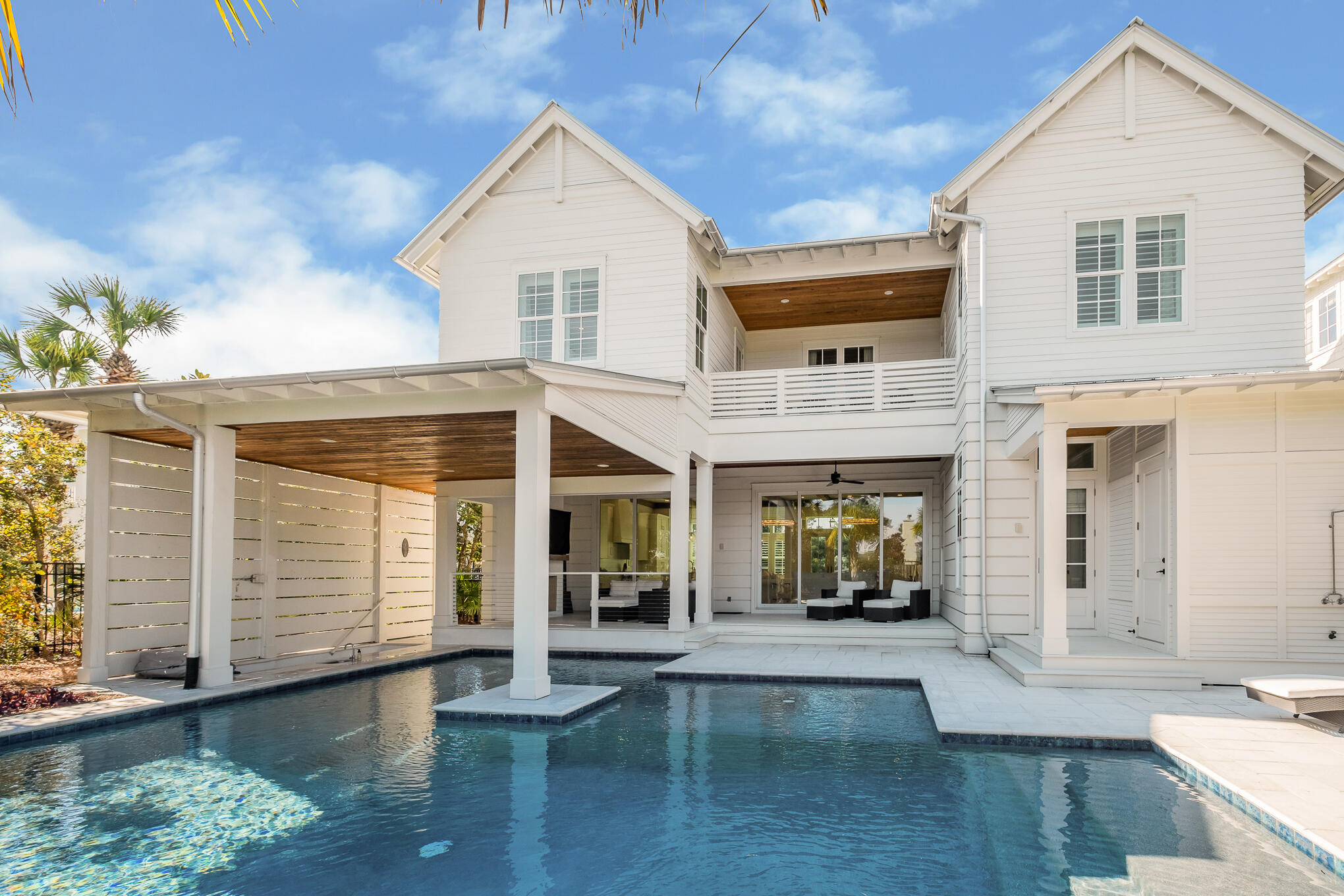 BLUE MOUNTAIN BEACH - Residential