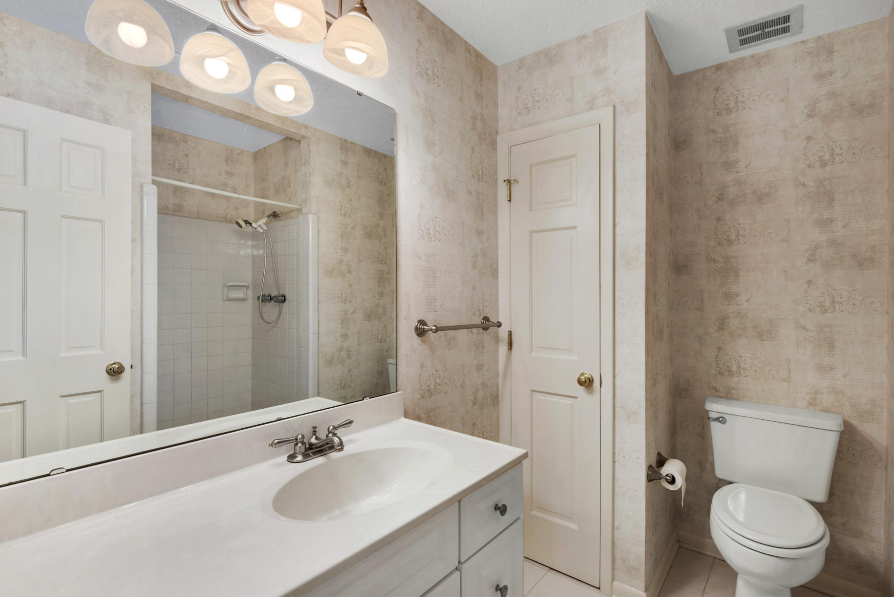 LORRAINE ESTATES - Residential