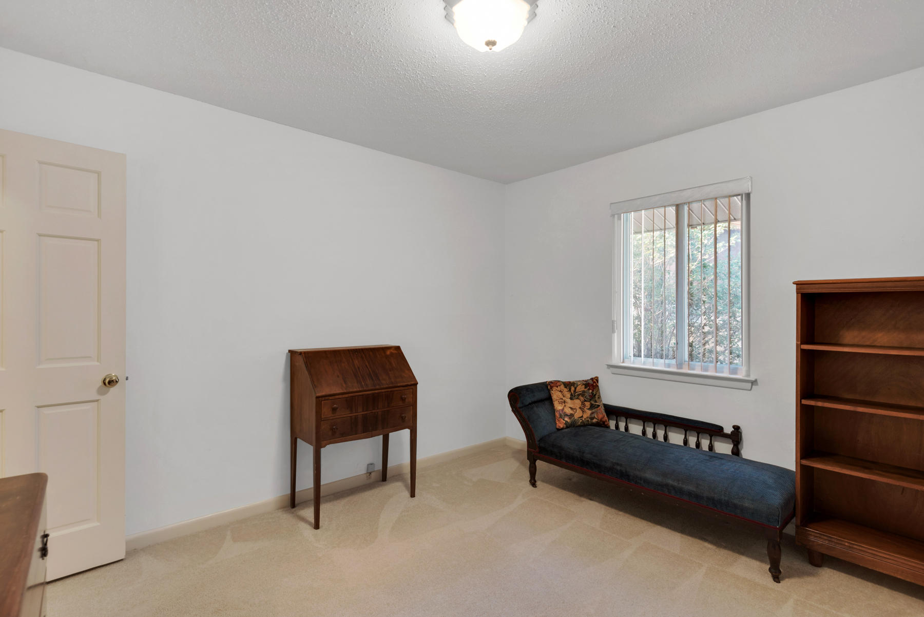 LORRAINE ESTATES - Residential