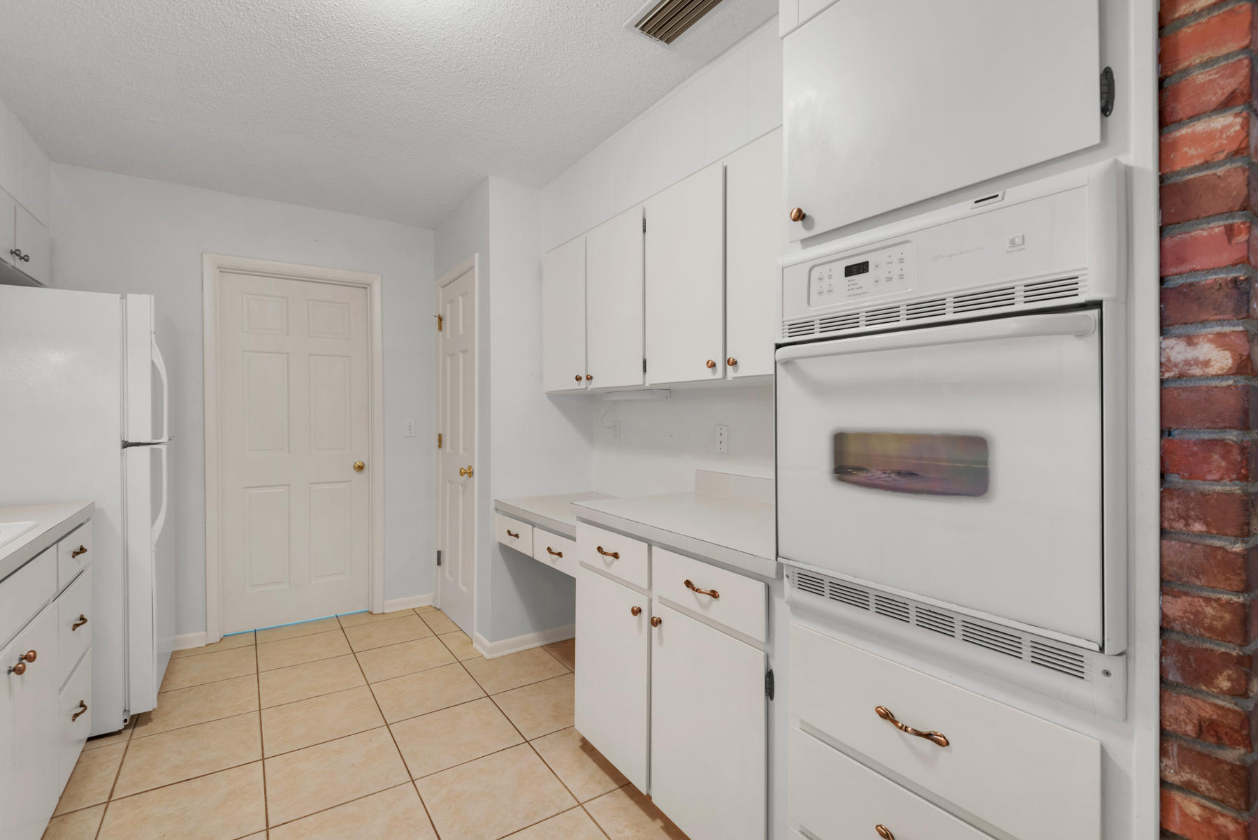 LORRAINE ESTATES - Residential