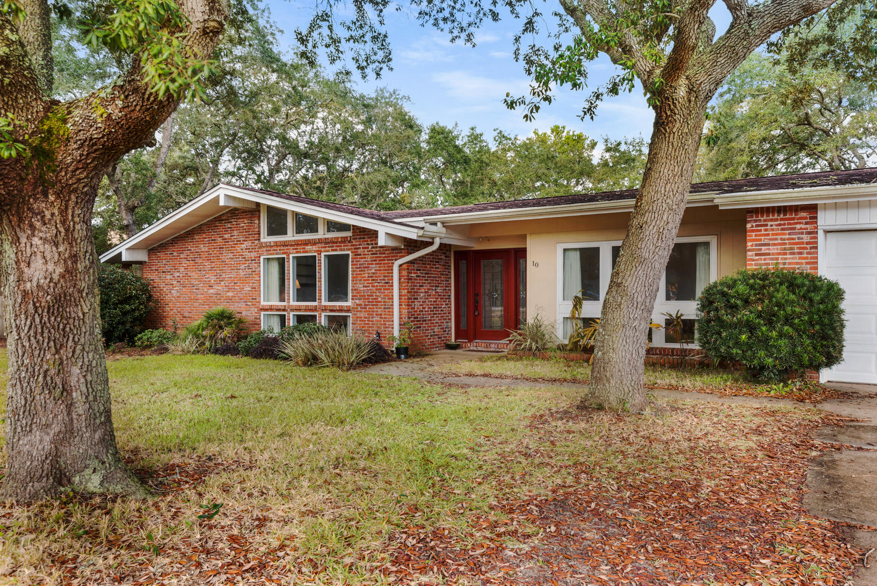 LORRAINE ESTATES - Residential