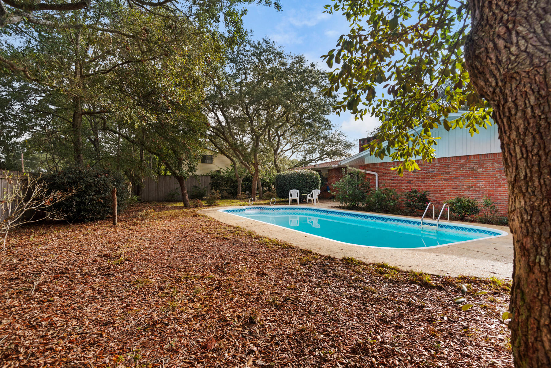 LORRAINE ESTATES - Residential