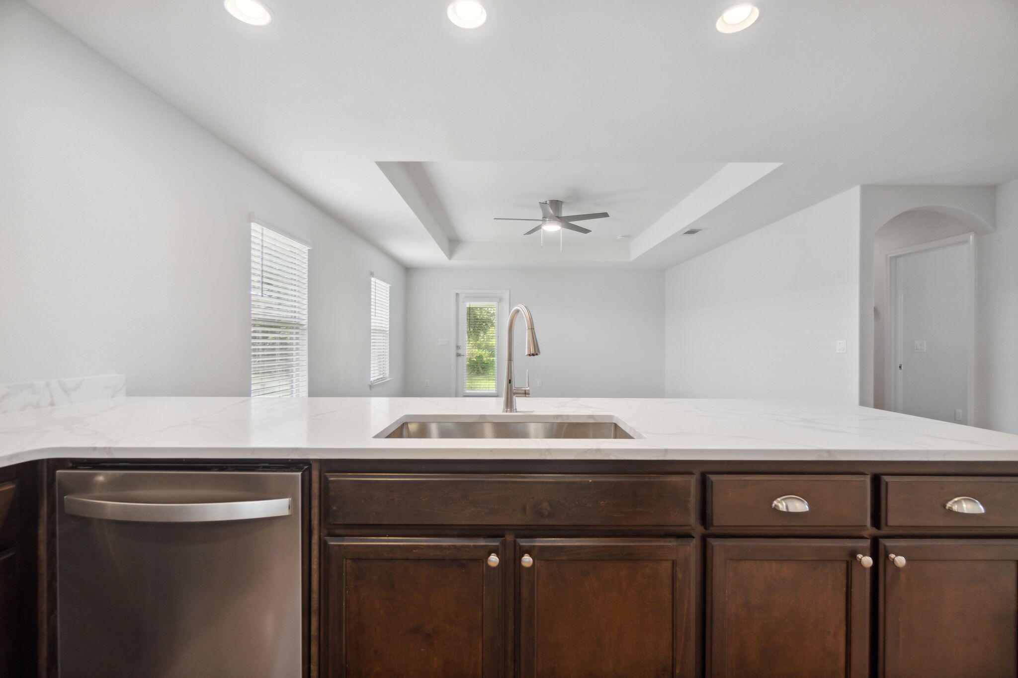 EAGLE BAY - Residential Lease