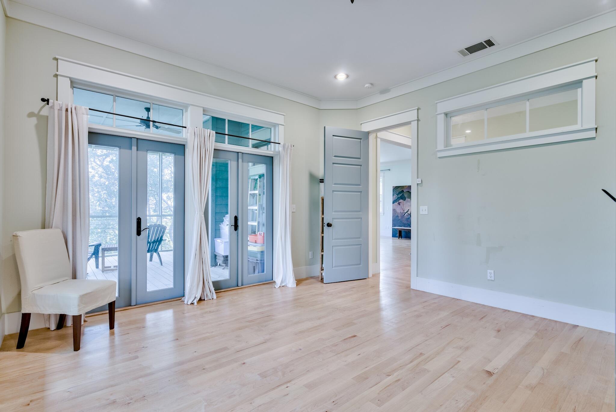 BAY MAGNOLIA - Residential