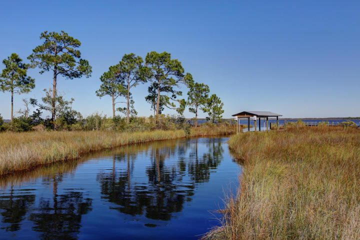 BAY MAGNOLIA - Residential