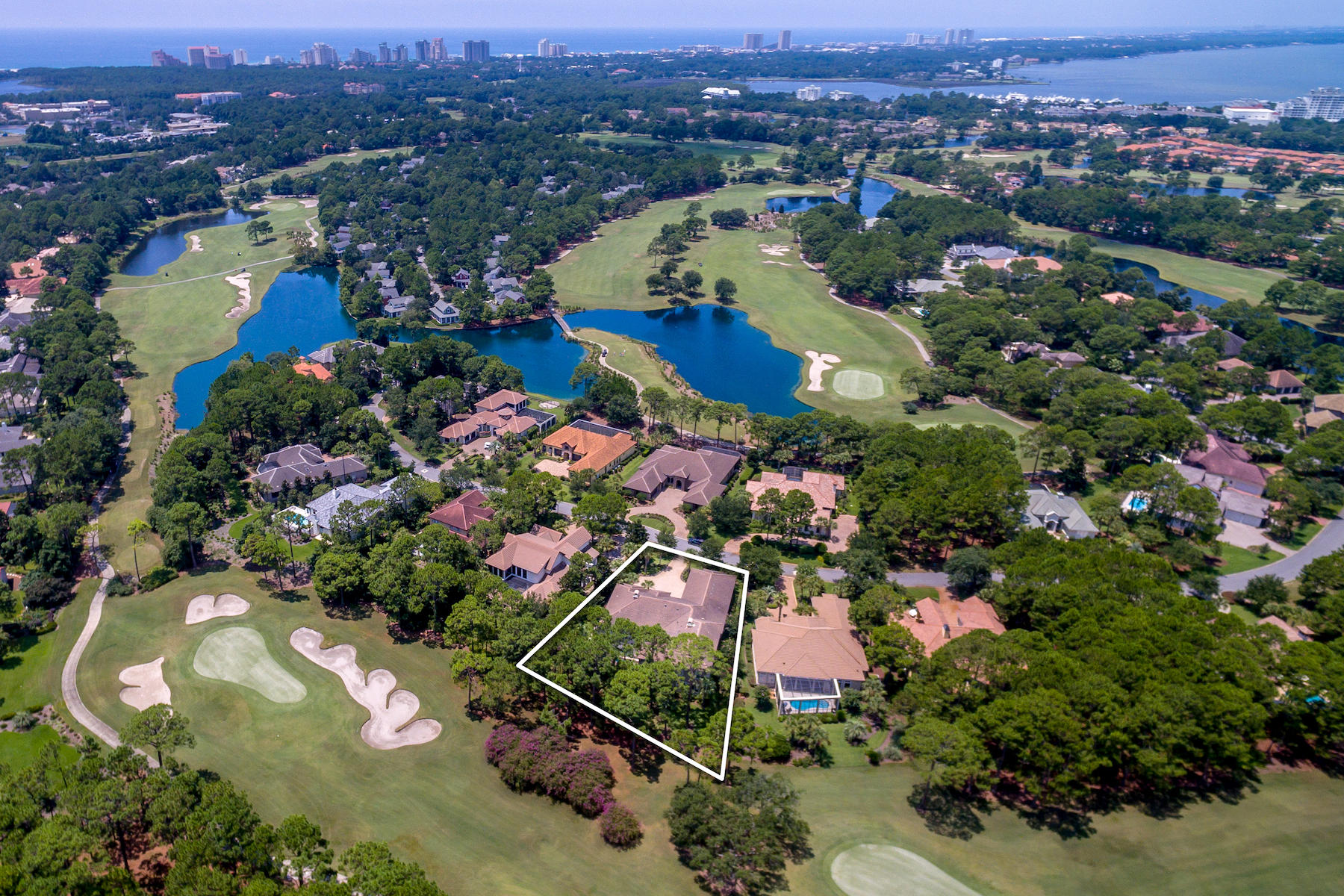 ISLAND GREEN - Residential
