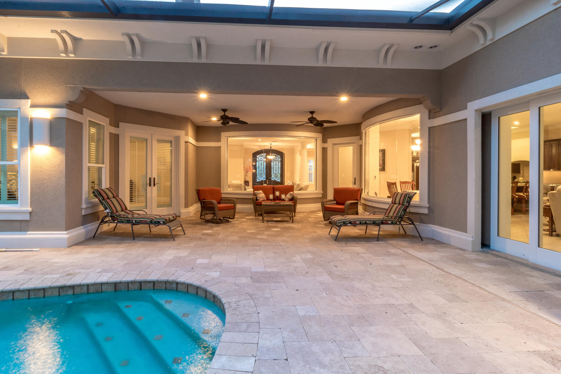 ISLAND GREEN - Residential