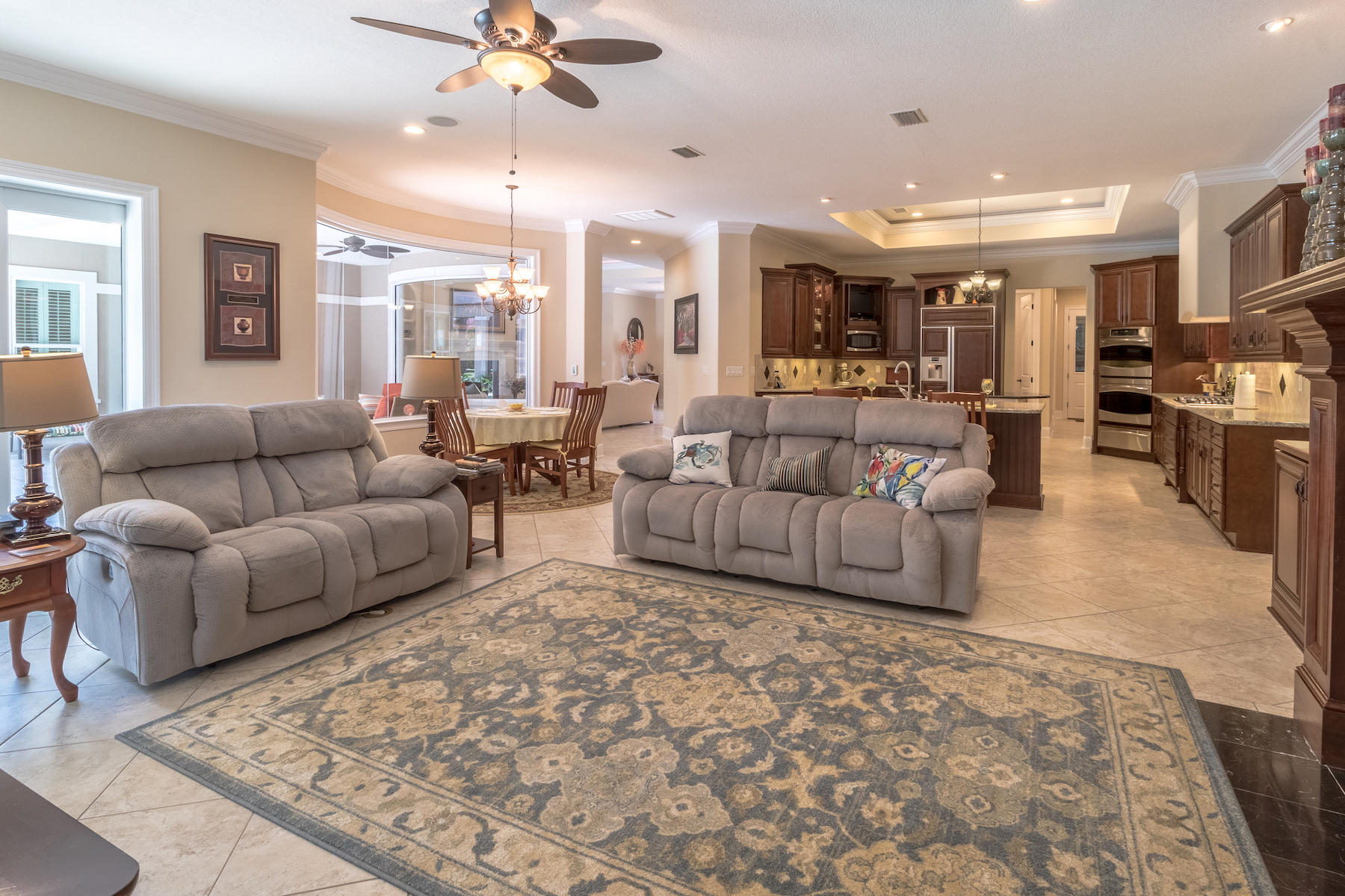 ISLAND GREEN - Residential