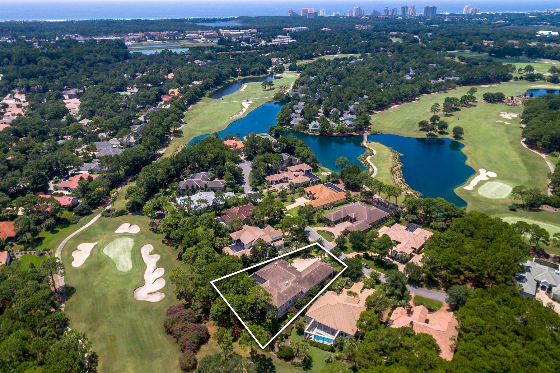 ISLAND GREEN - Residential