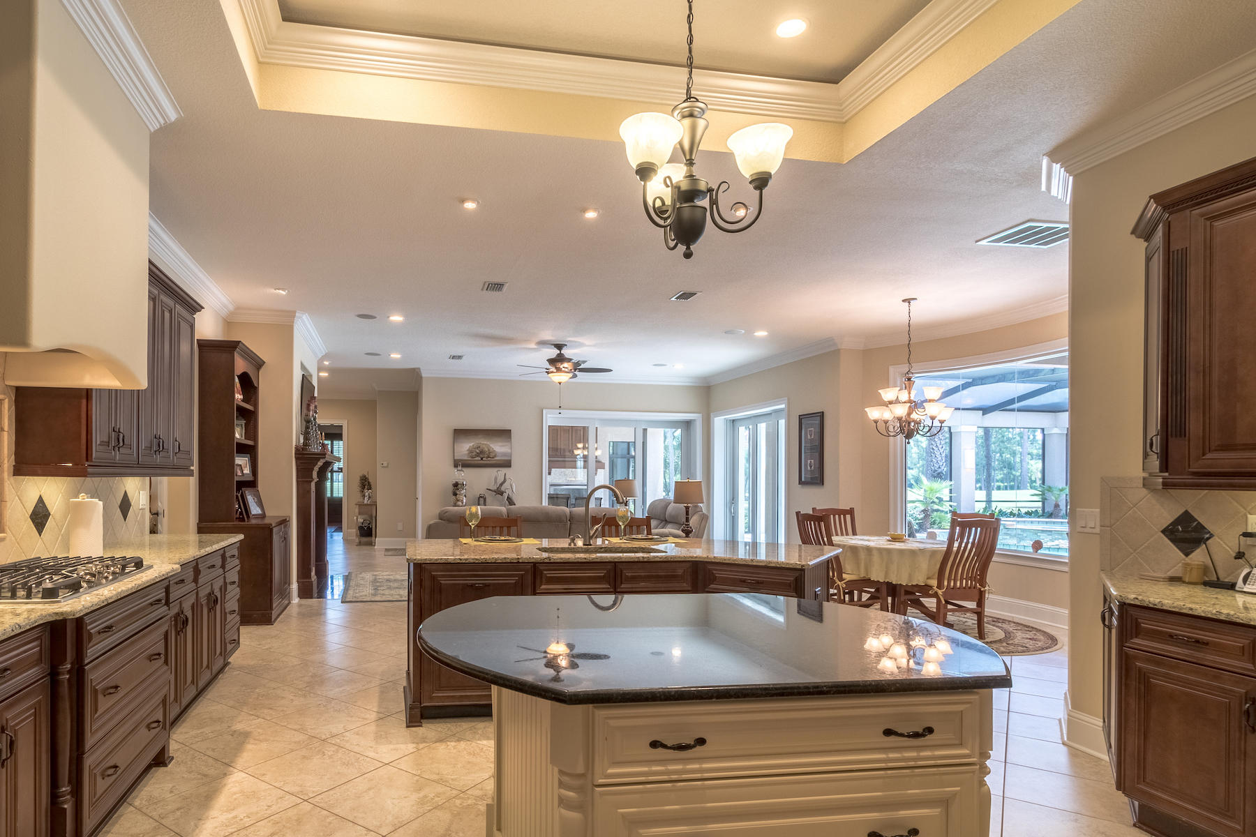 ISLAND GREEN - Residential