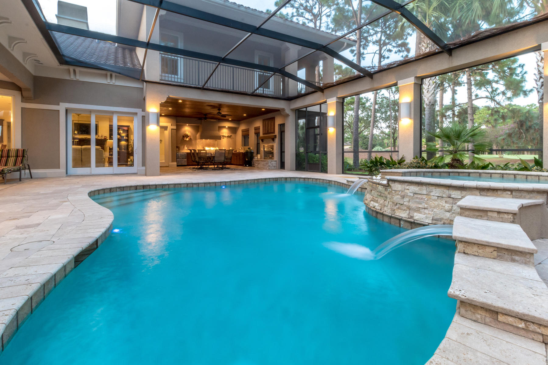 ISLAND GREEN - Residential