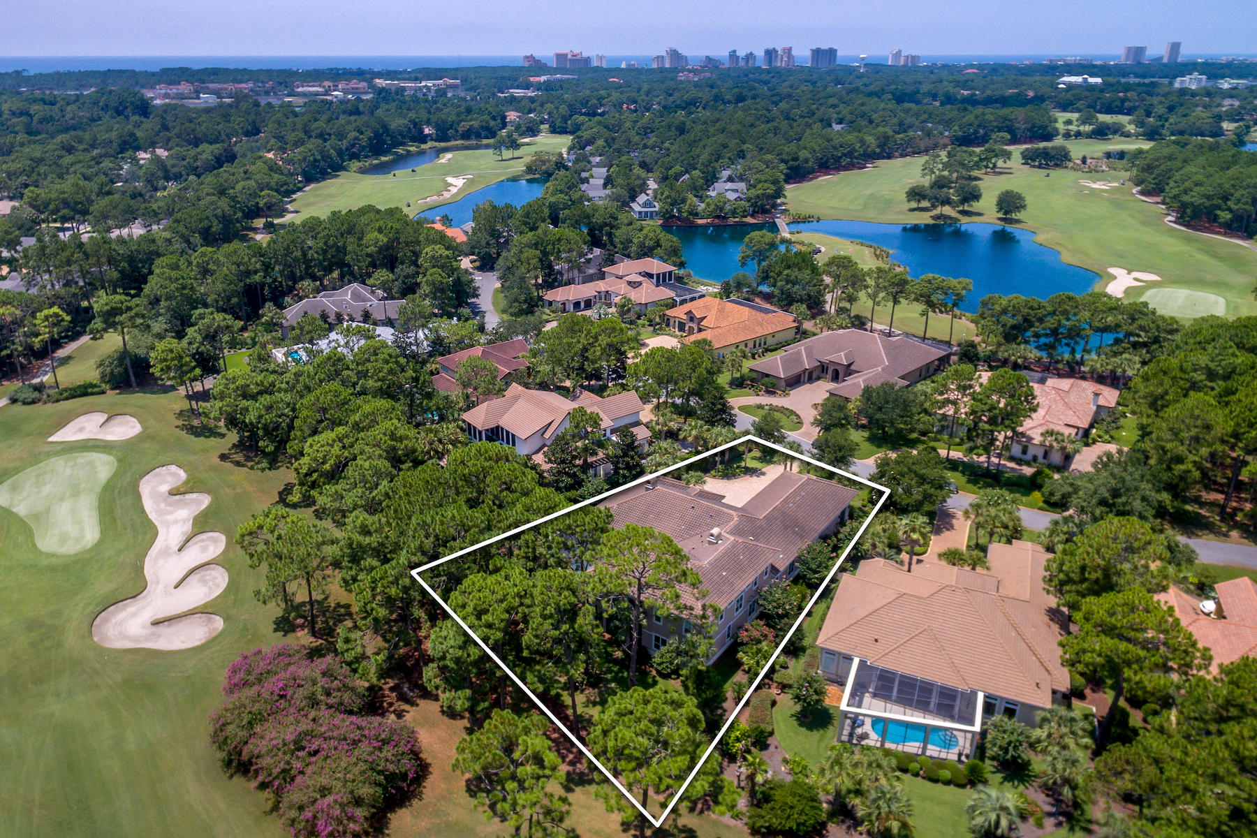 ISLAND GREEN - Residential